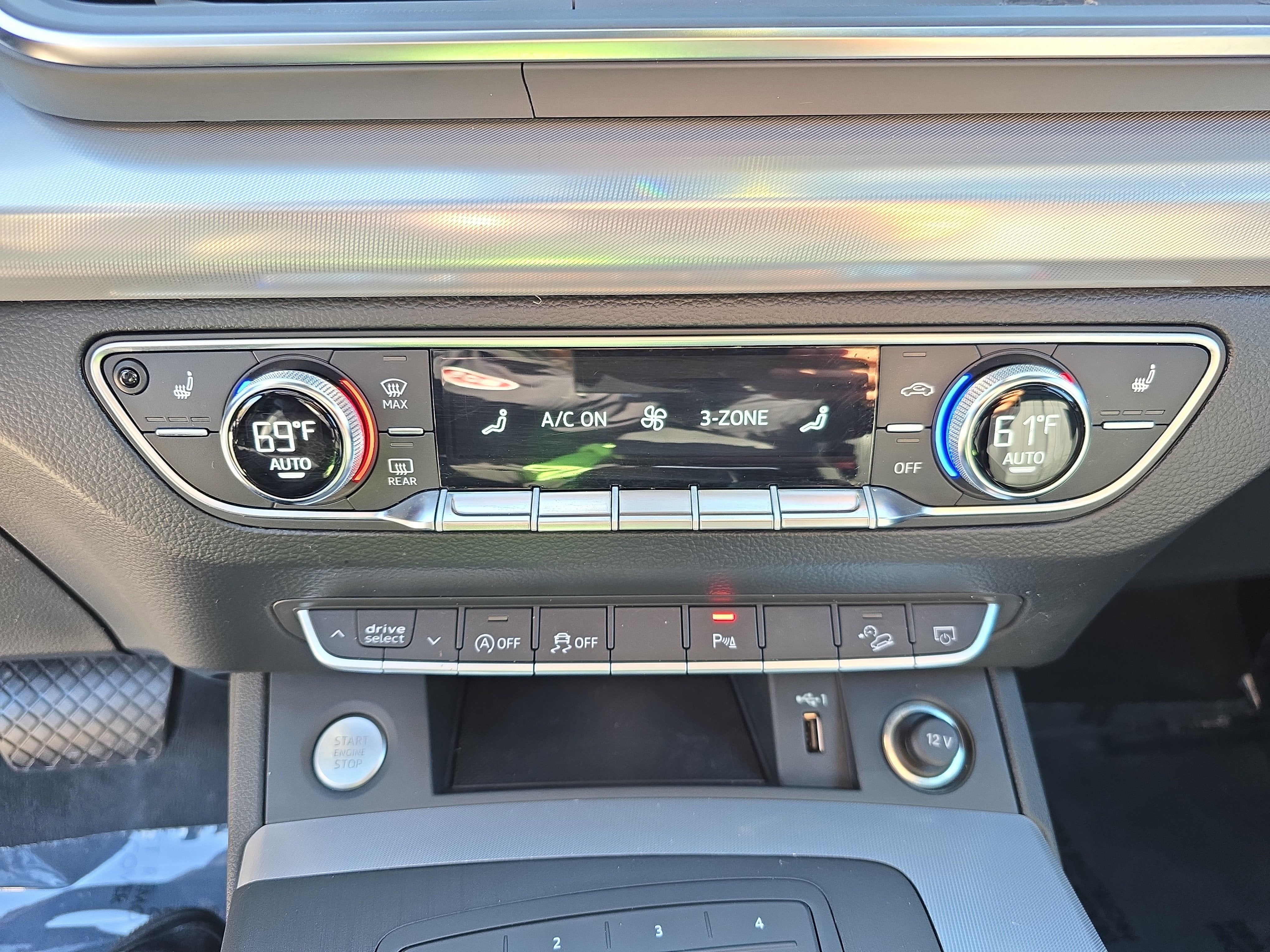 2020 Audi Q5 Titanium Premium