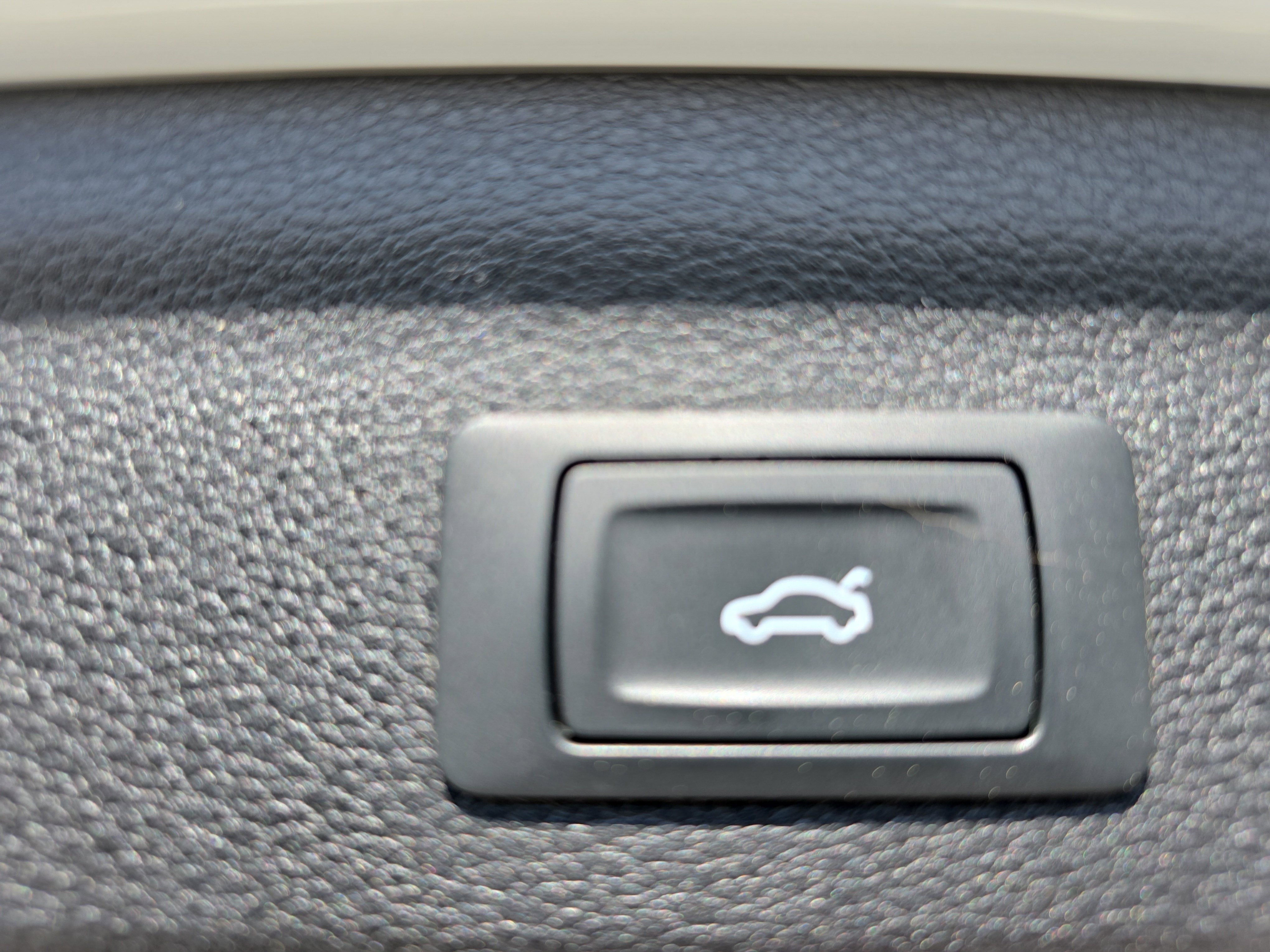 2023 Audi Q3 Premium