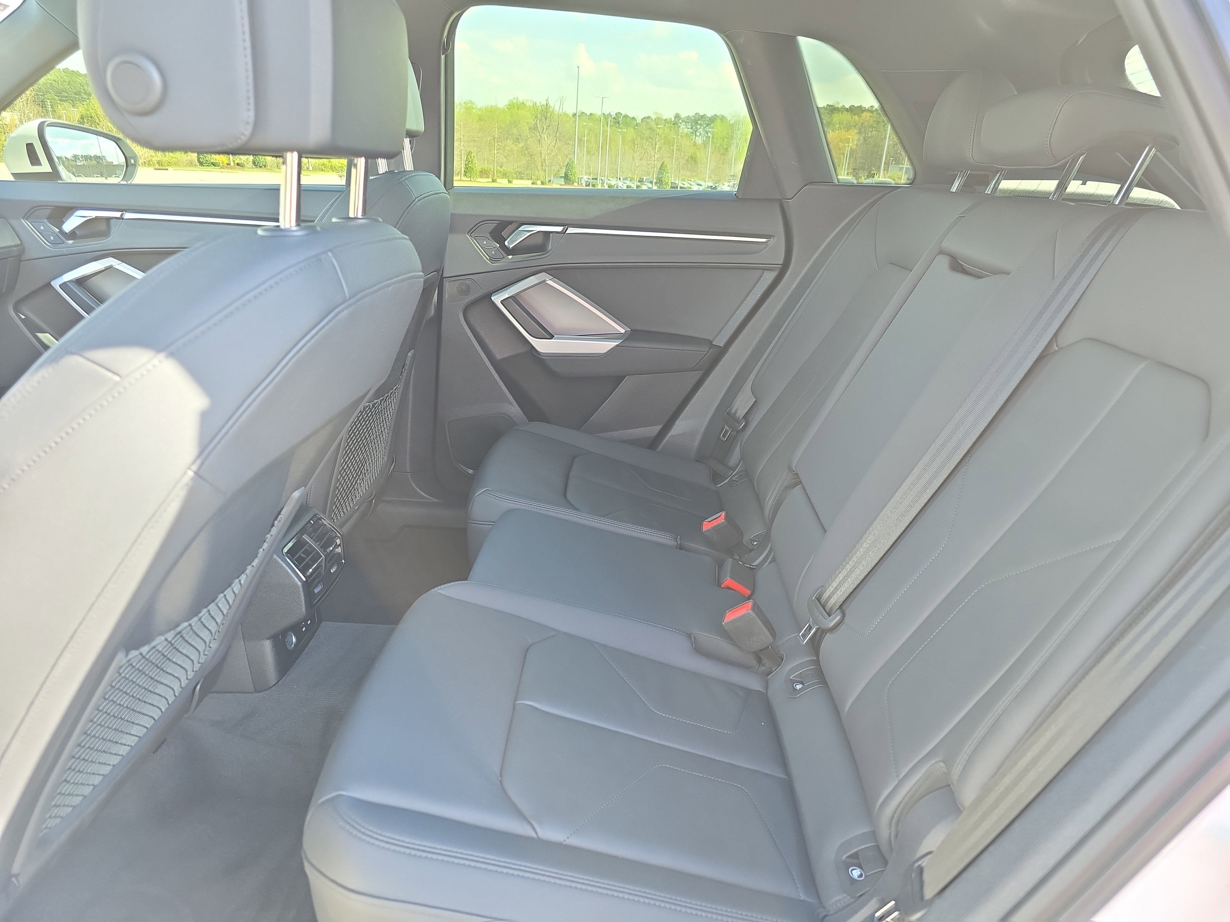 2023 Audi Q3 Premium