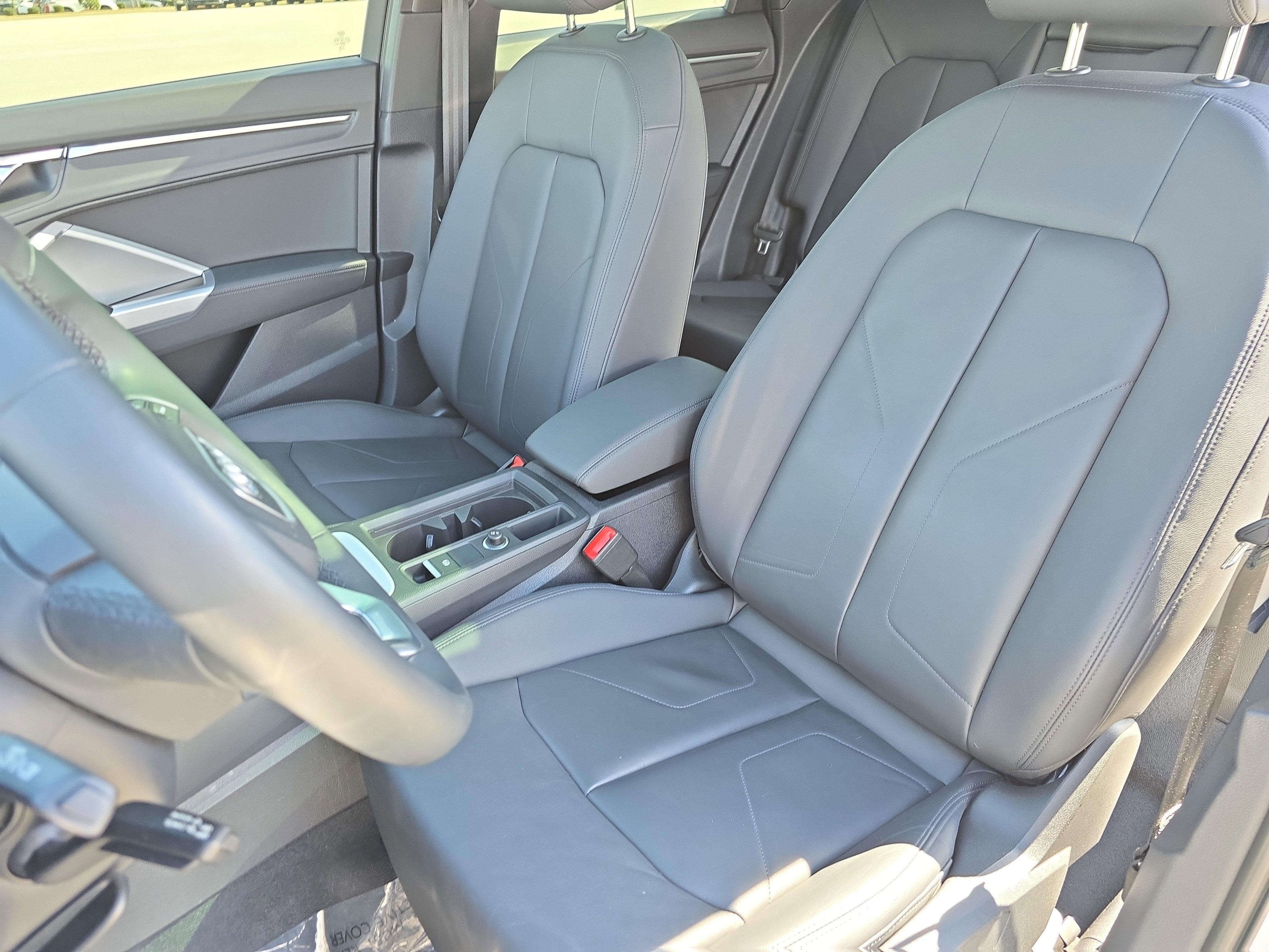 2023 Audi Q3 Premium