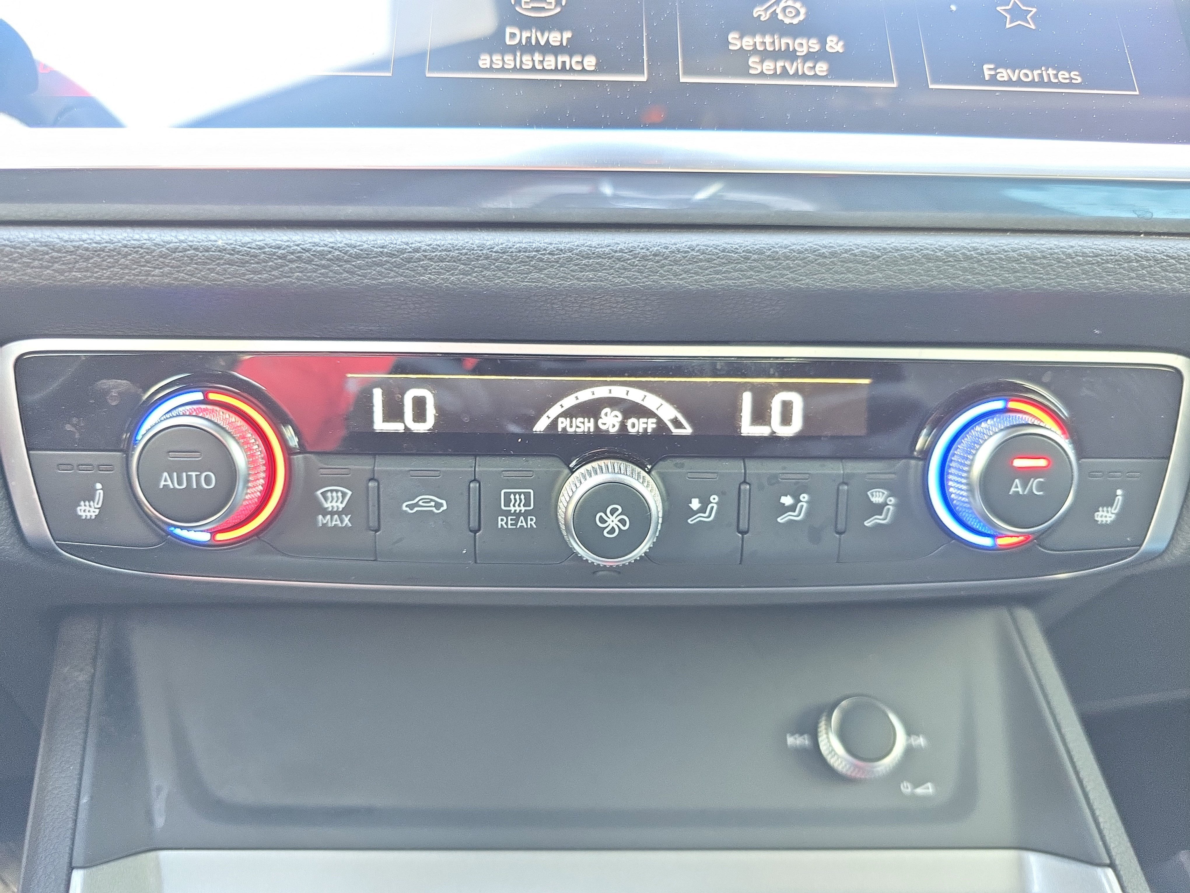 2023 Audi Q3 Premium