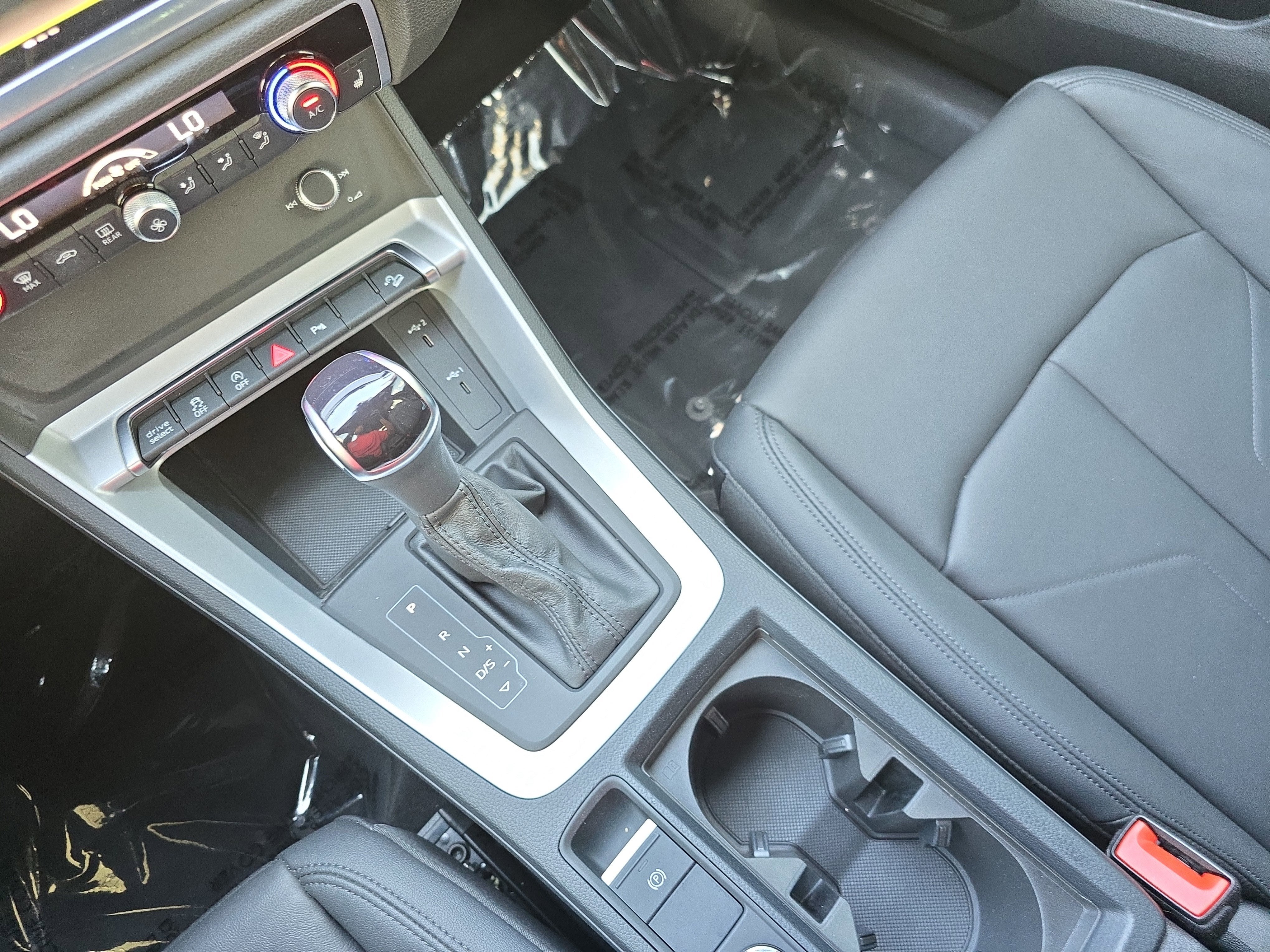 2023 Audi Q3 Premium