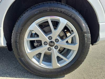 2023 Audi Q3 Premium