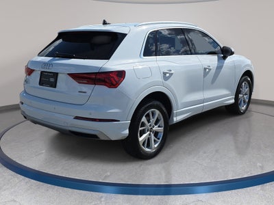 2023 Audi Q3 Premium