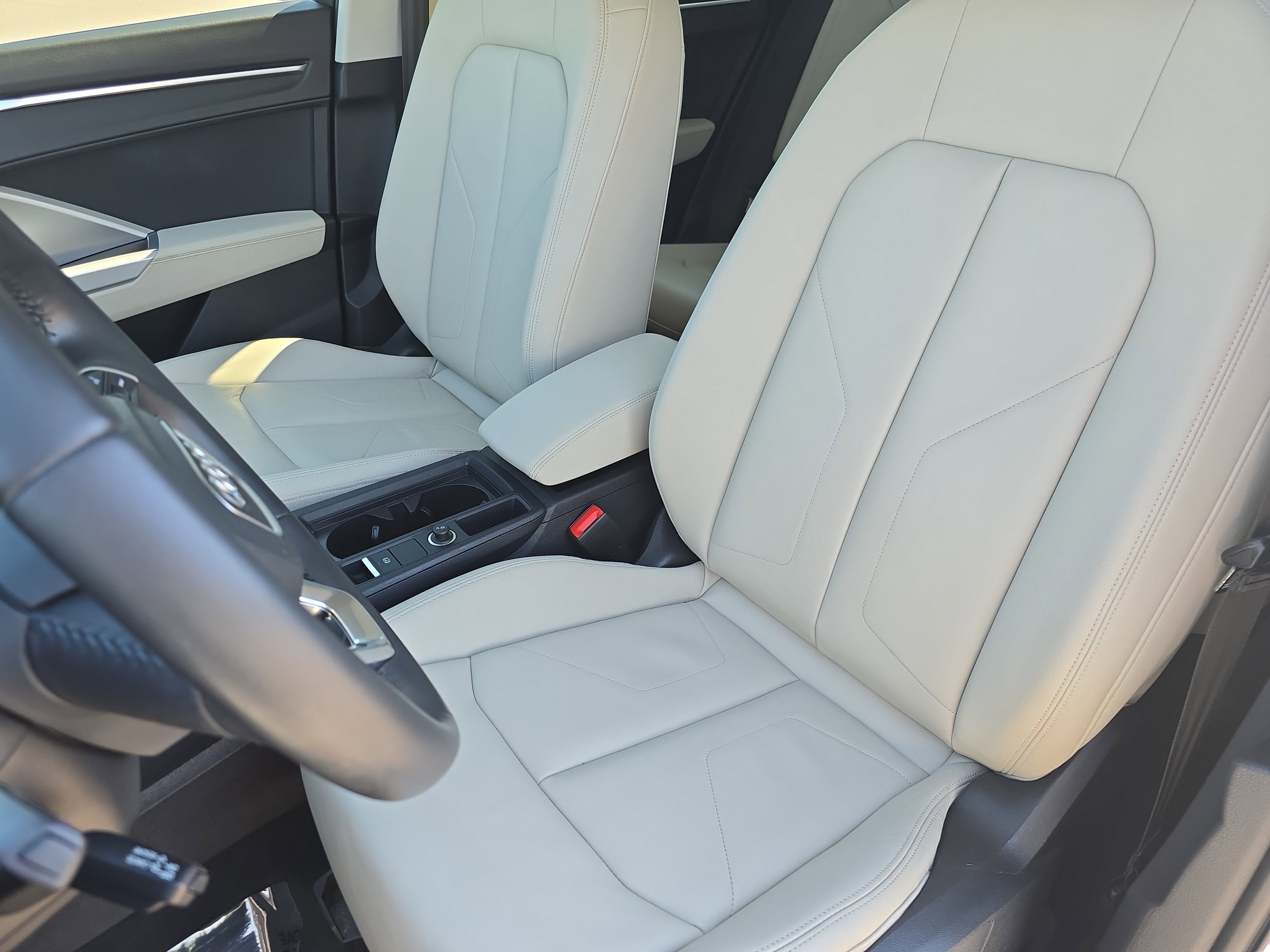 2020 Audi Q3 S line Premium