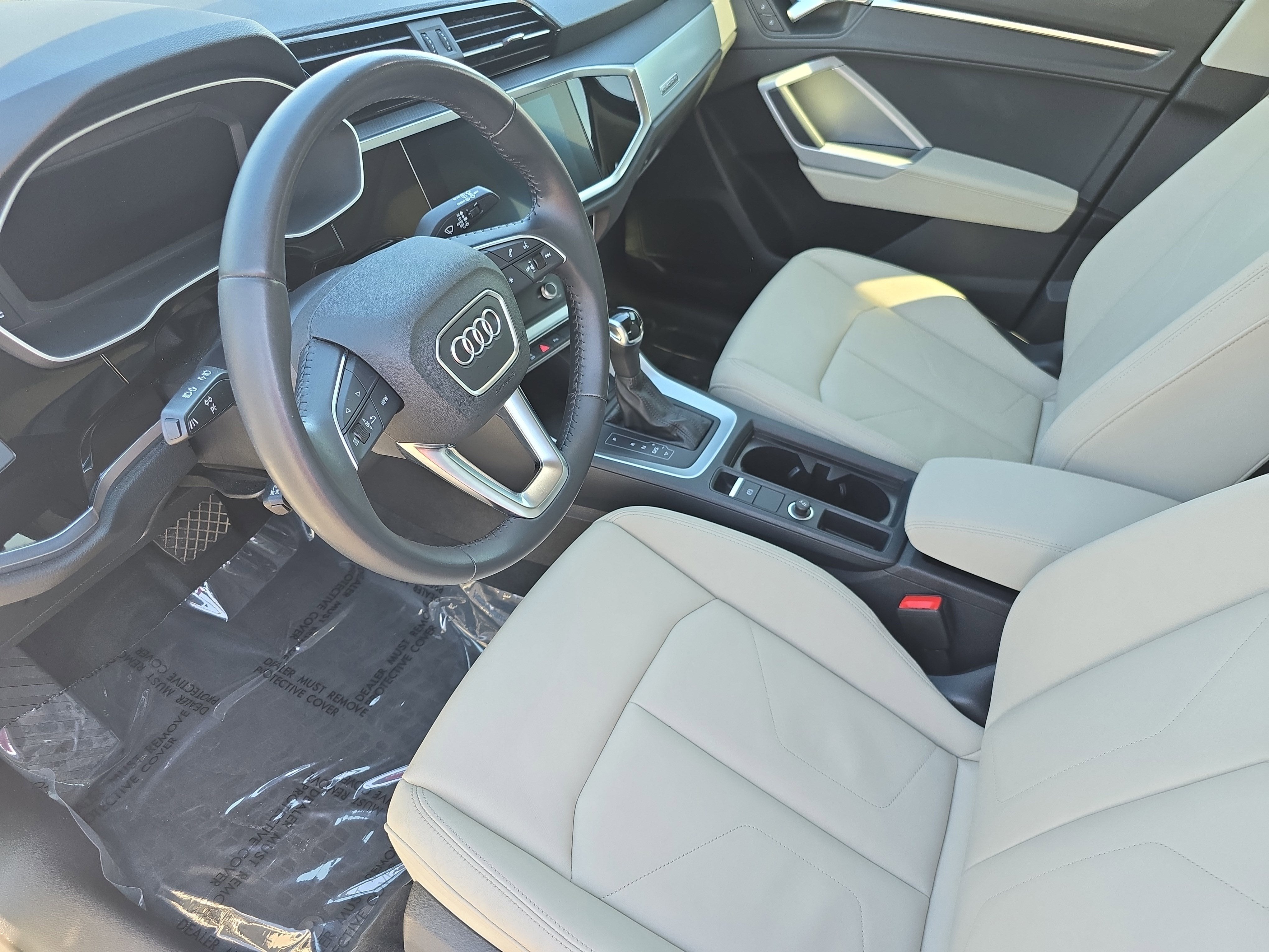 2020 Audi Q3 S line Premium