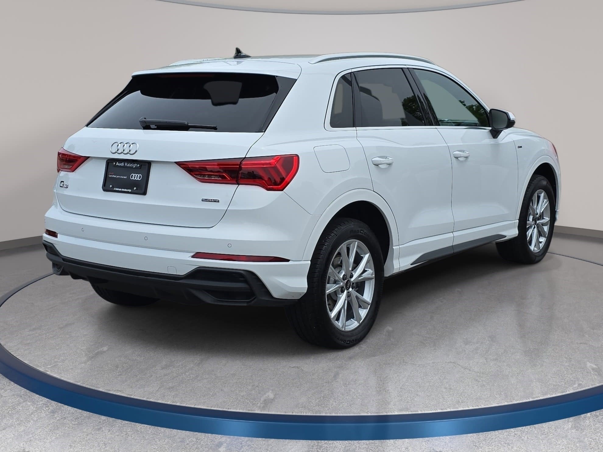 2025 Audi Q3 S line Premium