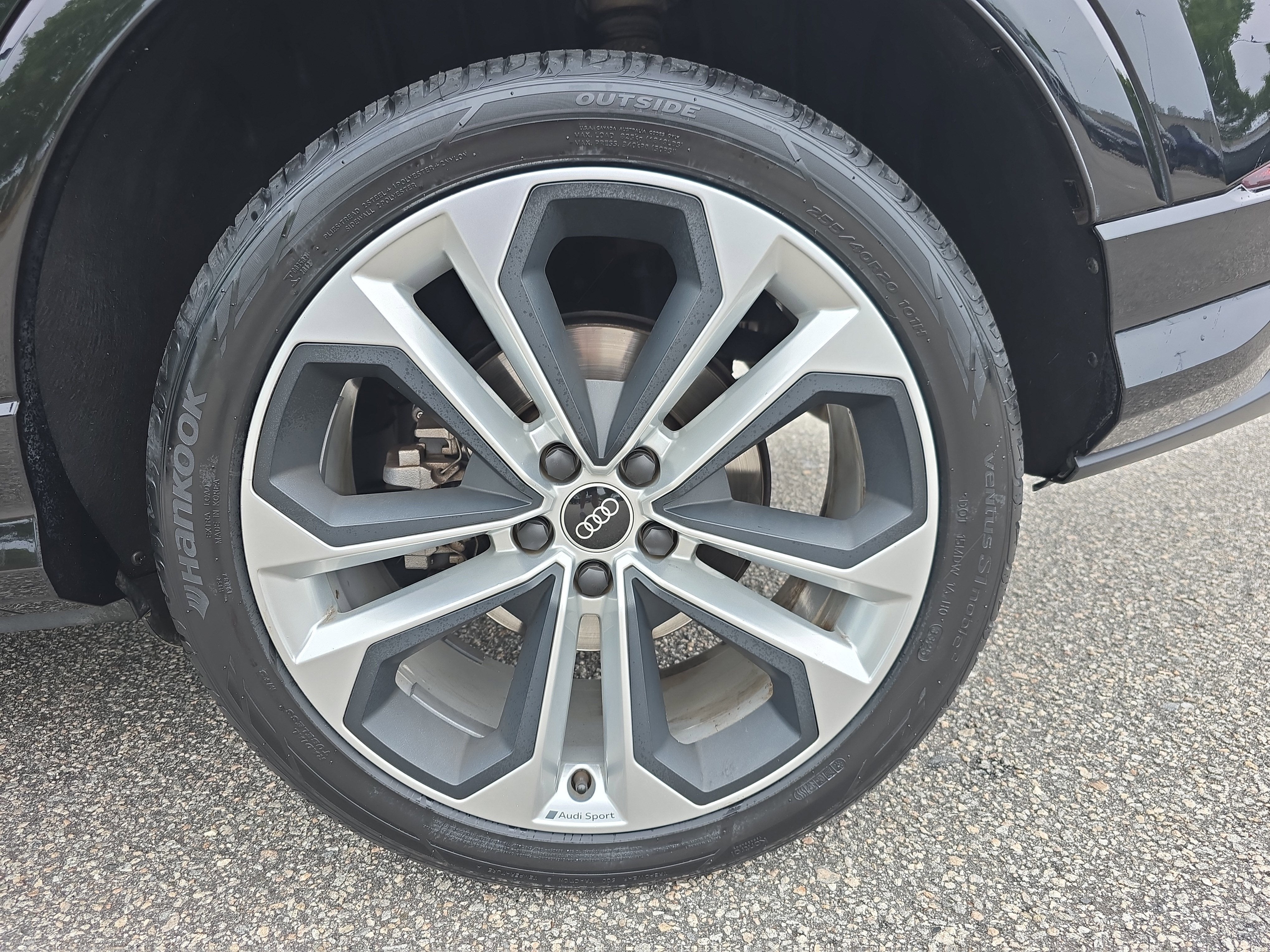 2021 Audi Q3 S line Premium
