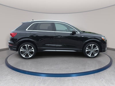 2021 Audi Q3 S line Premium