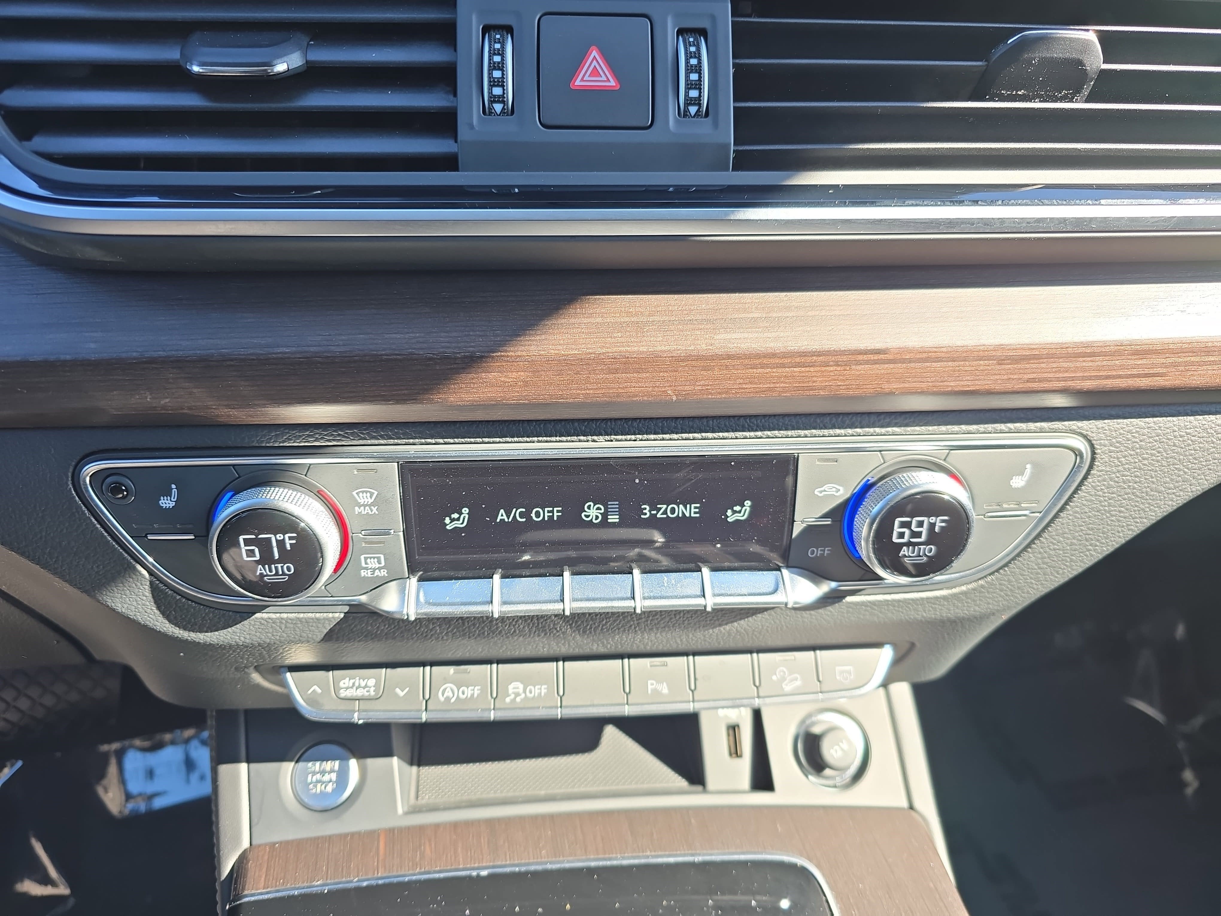 2025 Audi Q5 S line Premium Plus