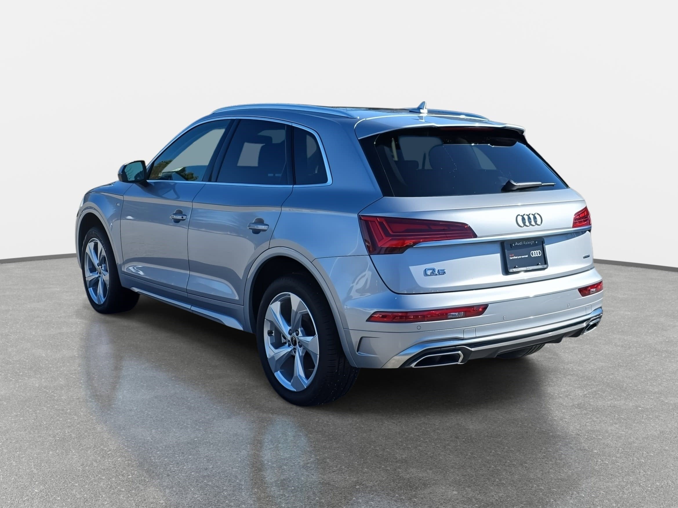 2025 Audi Q5 S line Premium Plus