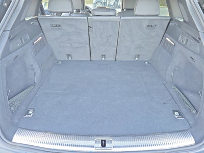 2023 Audi Q5 S line Prestige