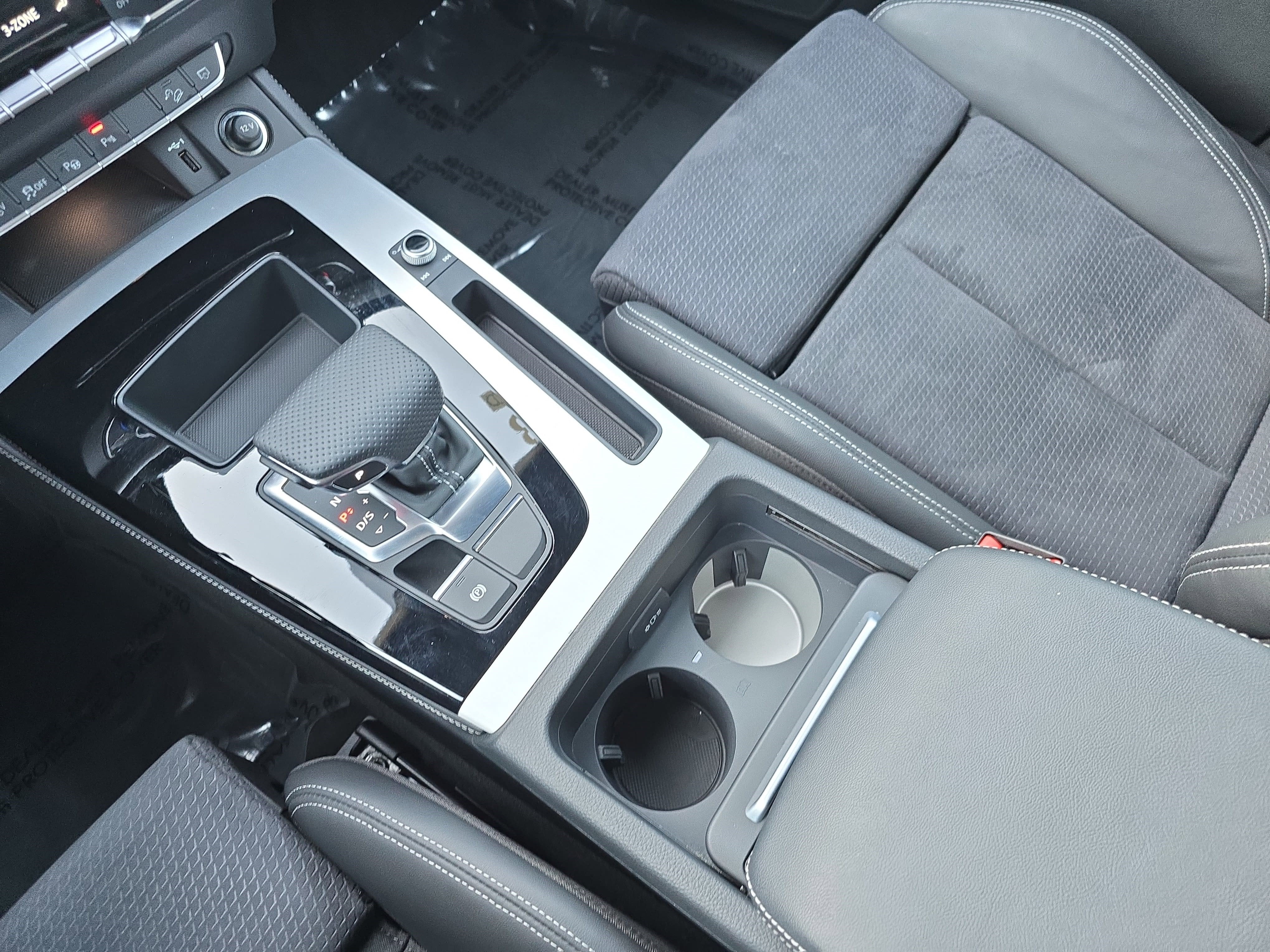 2023 Audi Q5 S line Prestige