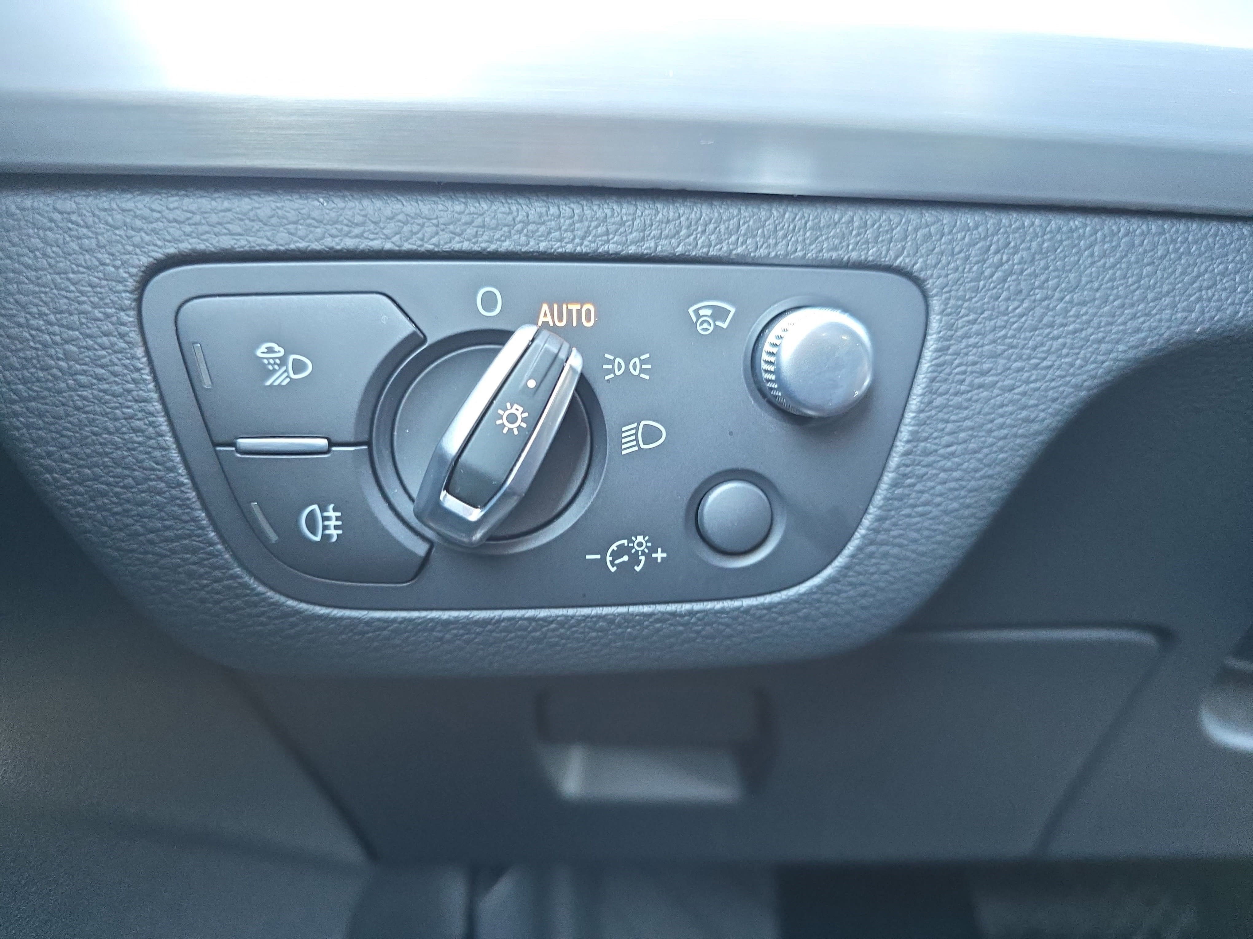 2023 Audi Q5 S line Prestige