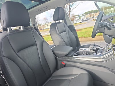 2020 Audi Q7 Premium Plus