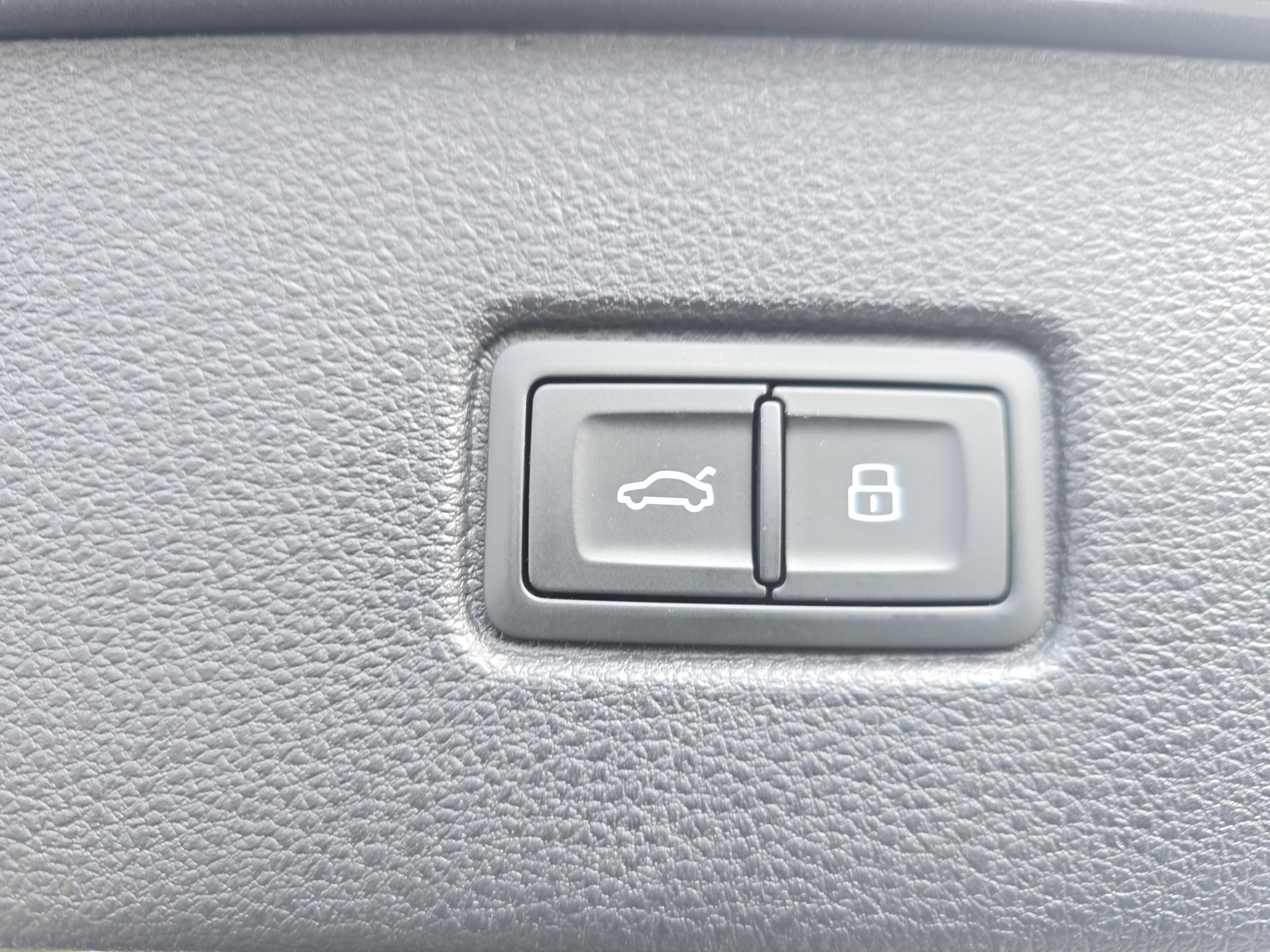 2020 Audi Q7 Premium Plus