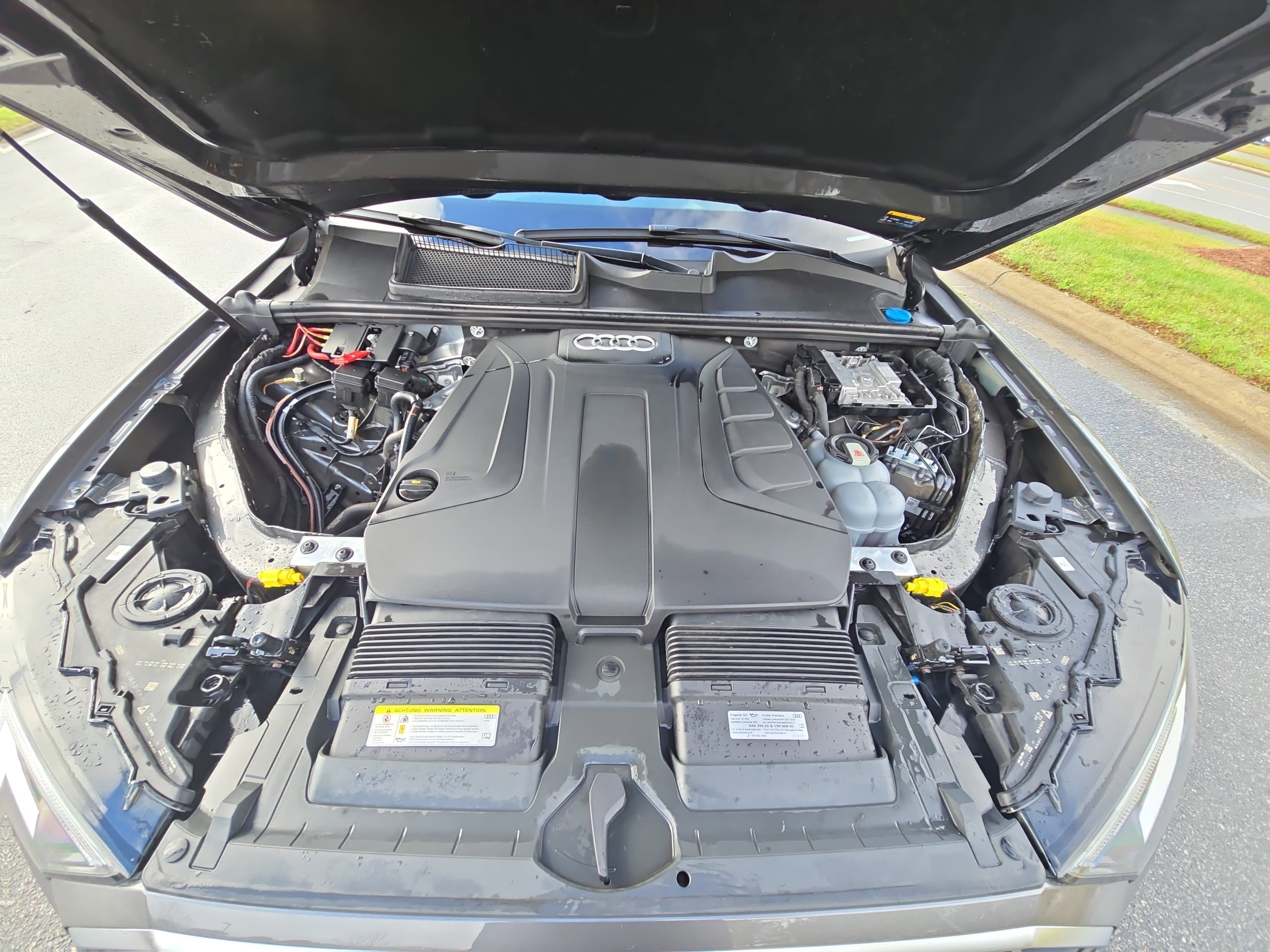 2020 Audi Q7 Premium Plus