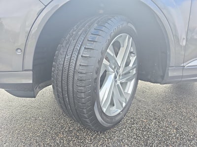 2020 Audi Q7 Premium Plus