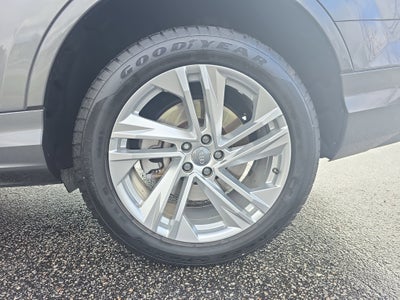 2020 Audi Q7 Premium Plus