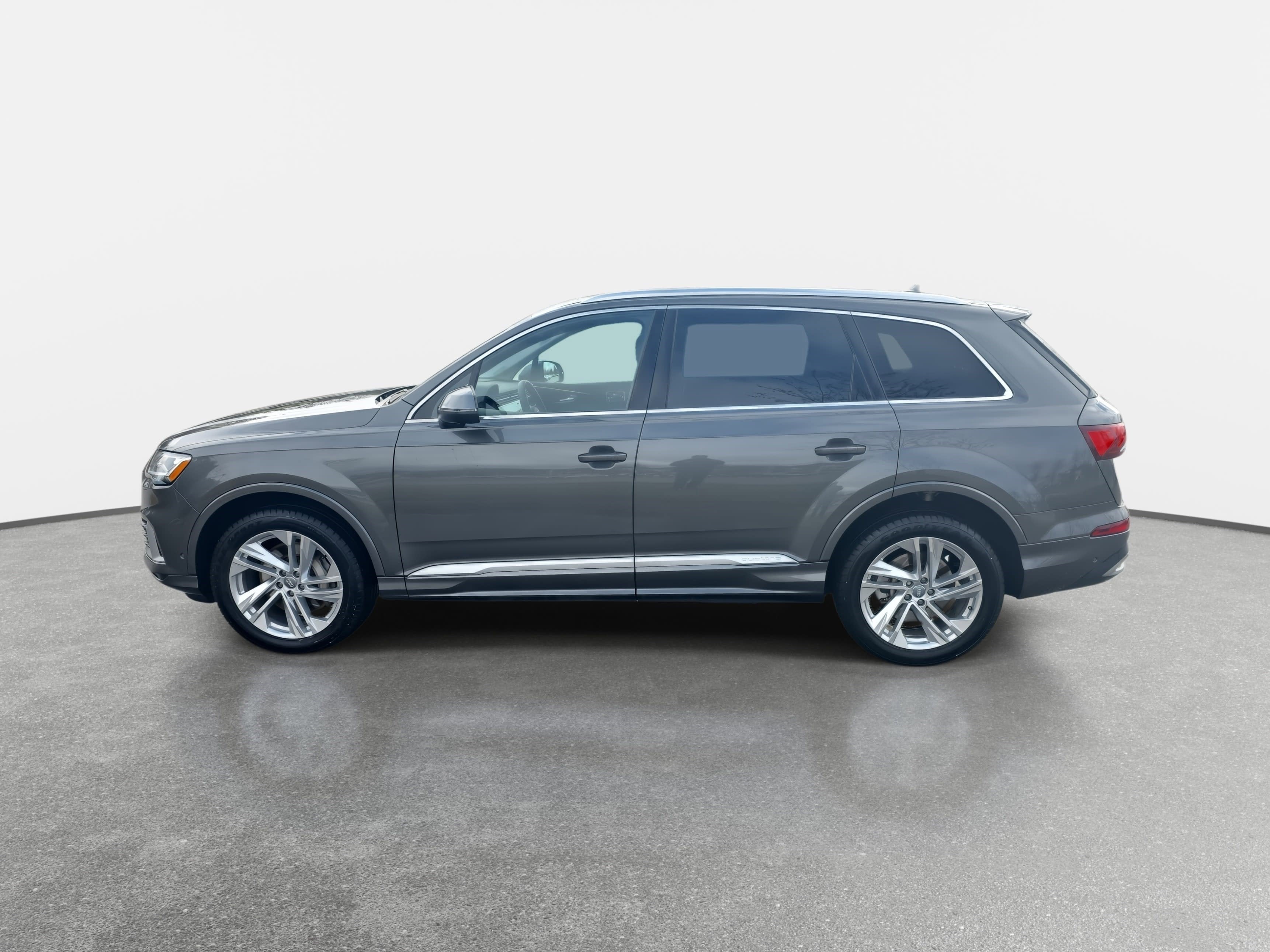 2020 Audi Q7 Premium Plus