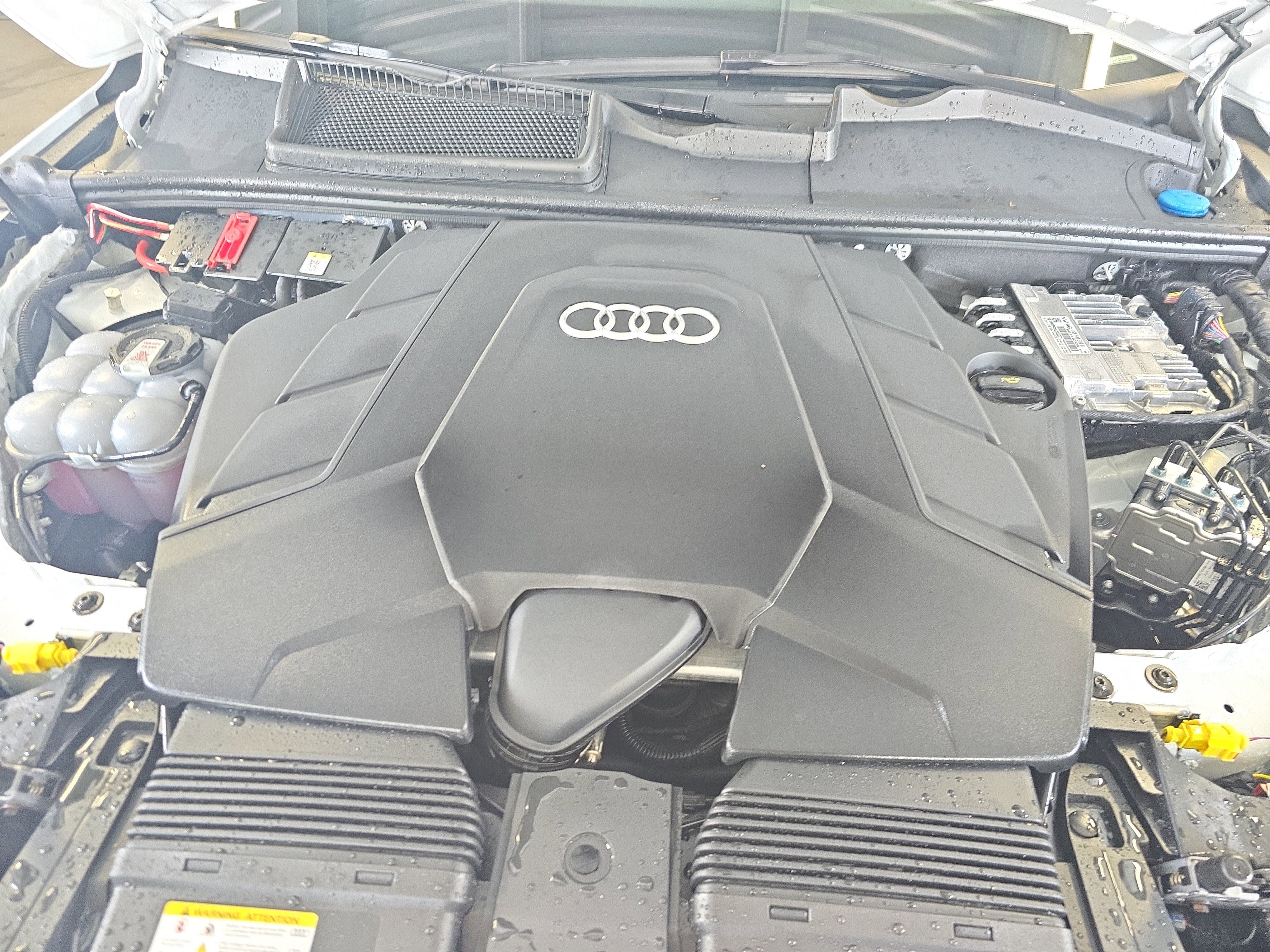 2025 Audi Q7 Premium Plus