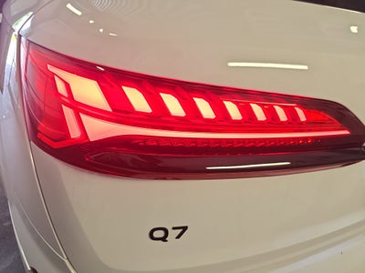 2025 Audi Q7 Premium Plus