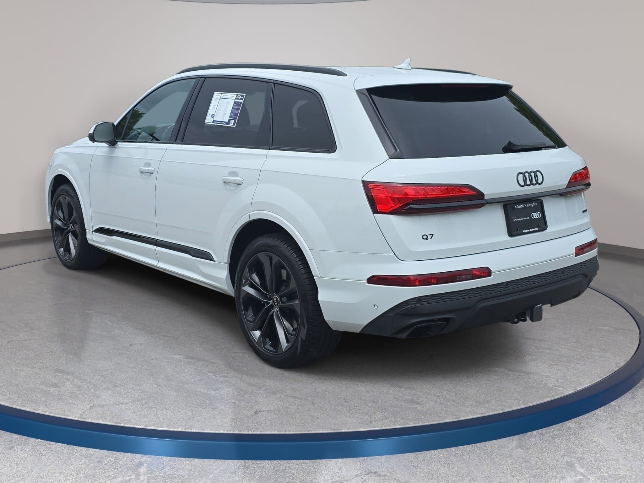 2025 Audi Q7 Premium Plus