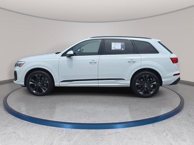 2025 Audi Q7 Premium Plus