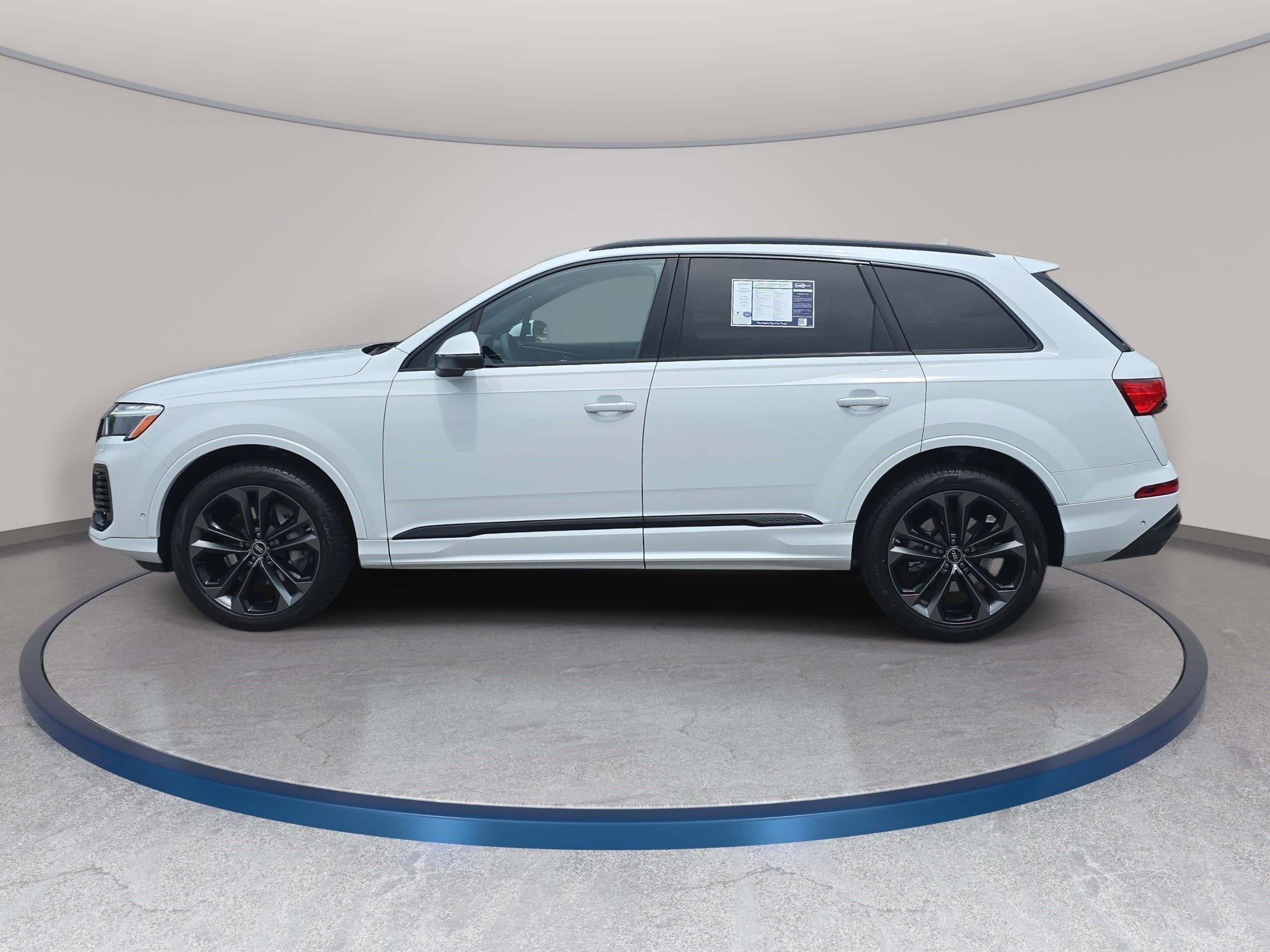 2025 Audi Q7 Premium Plus