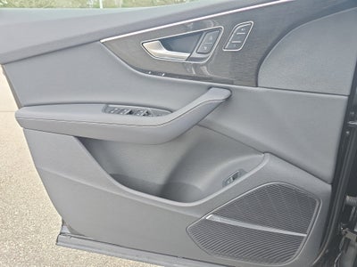 2025 Audi Q7 Prestige