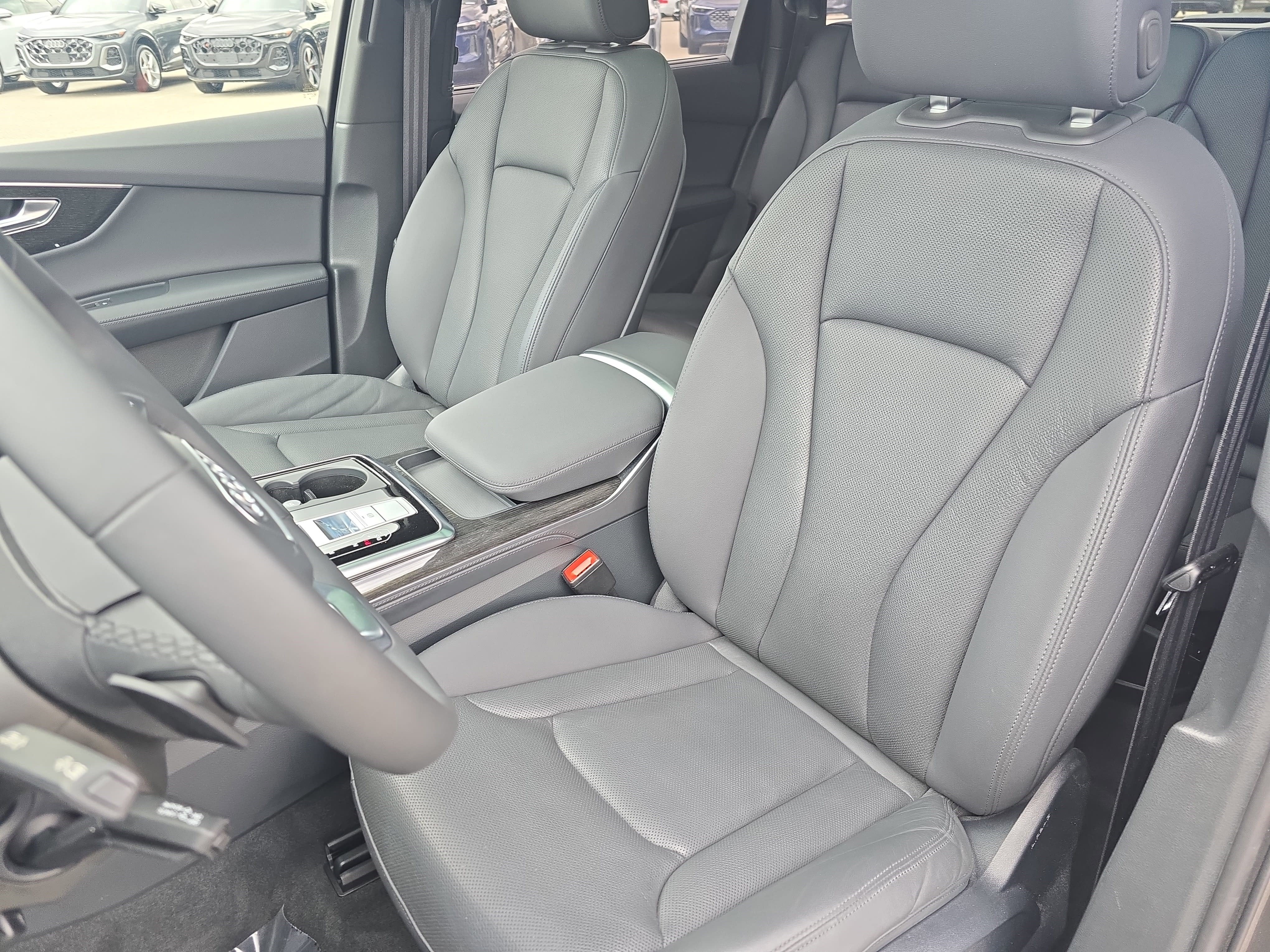 2021 Audi Q7 Prestige