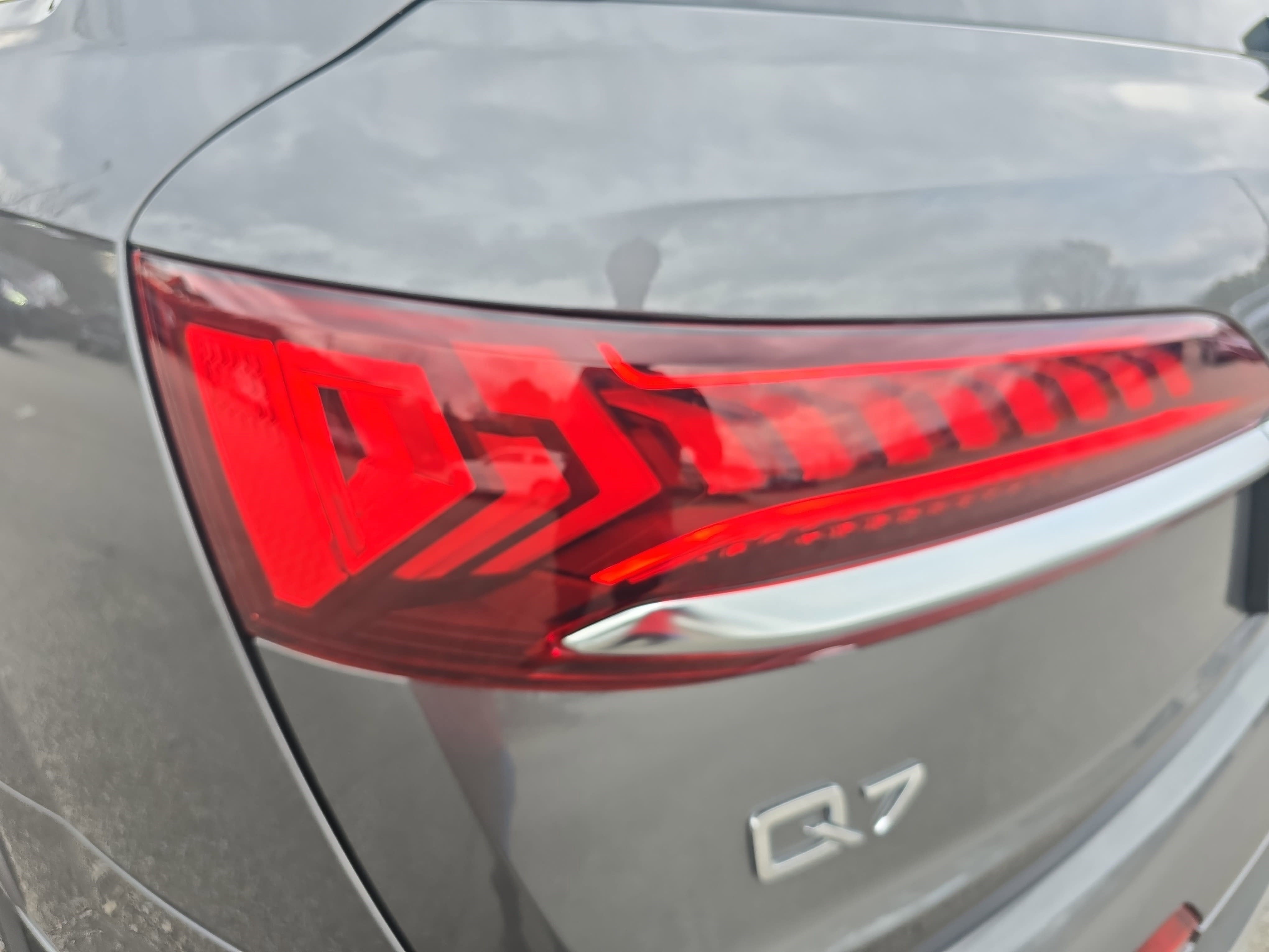 2021 Audi Q7 Prestige