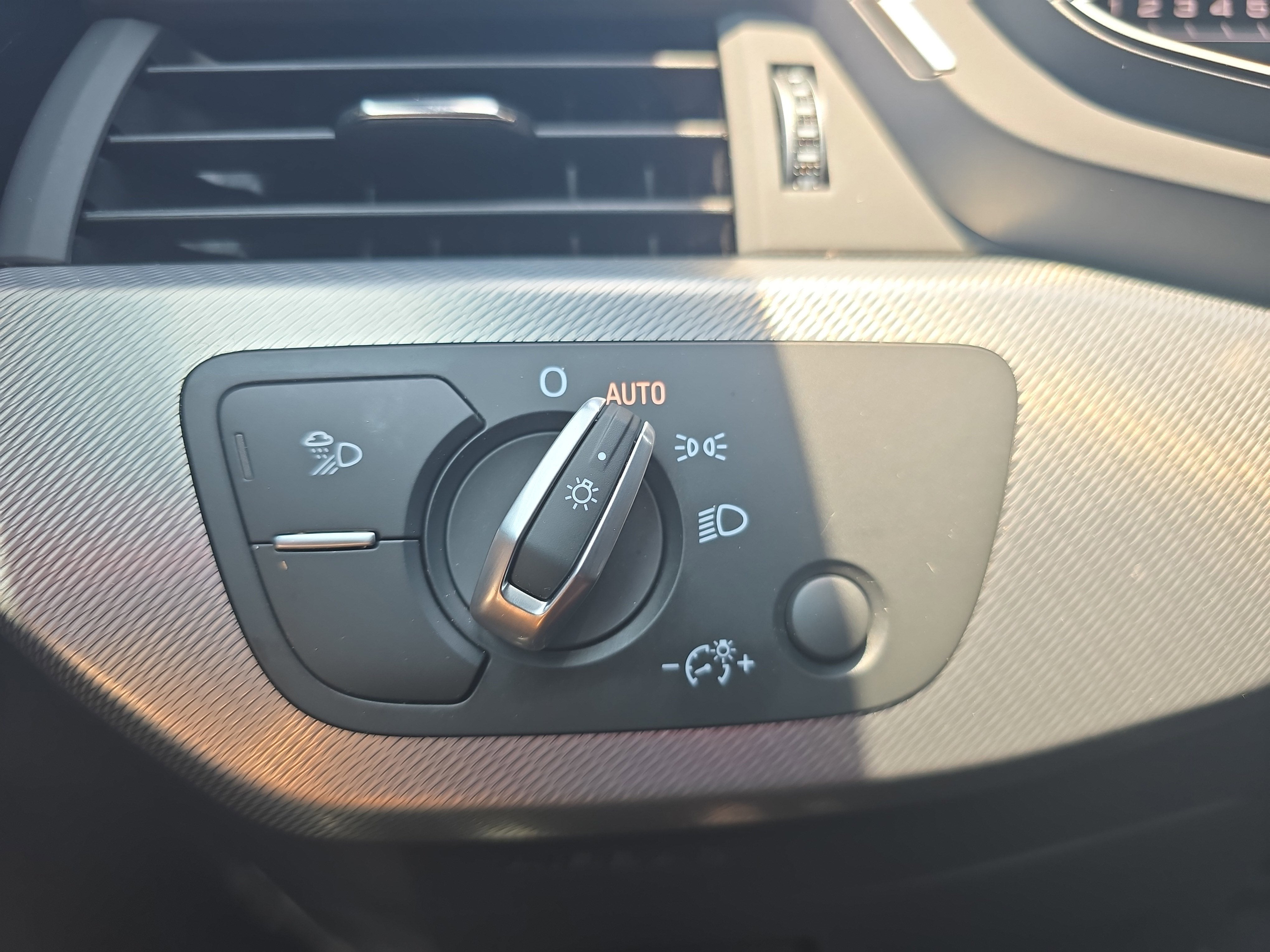 2025 Audi A5 Sportback S line Premium