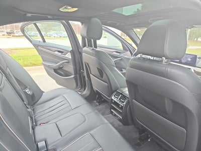 2019 BMW 5 Series 530i xDrive