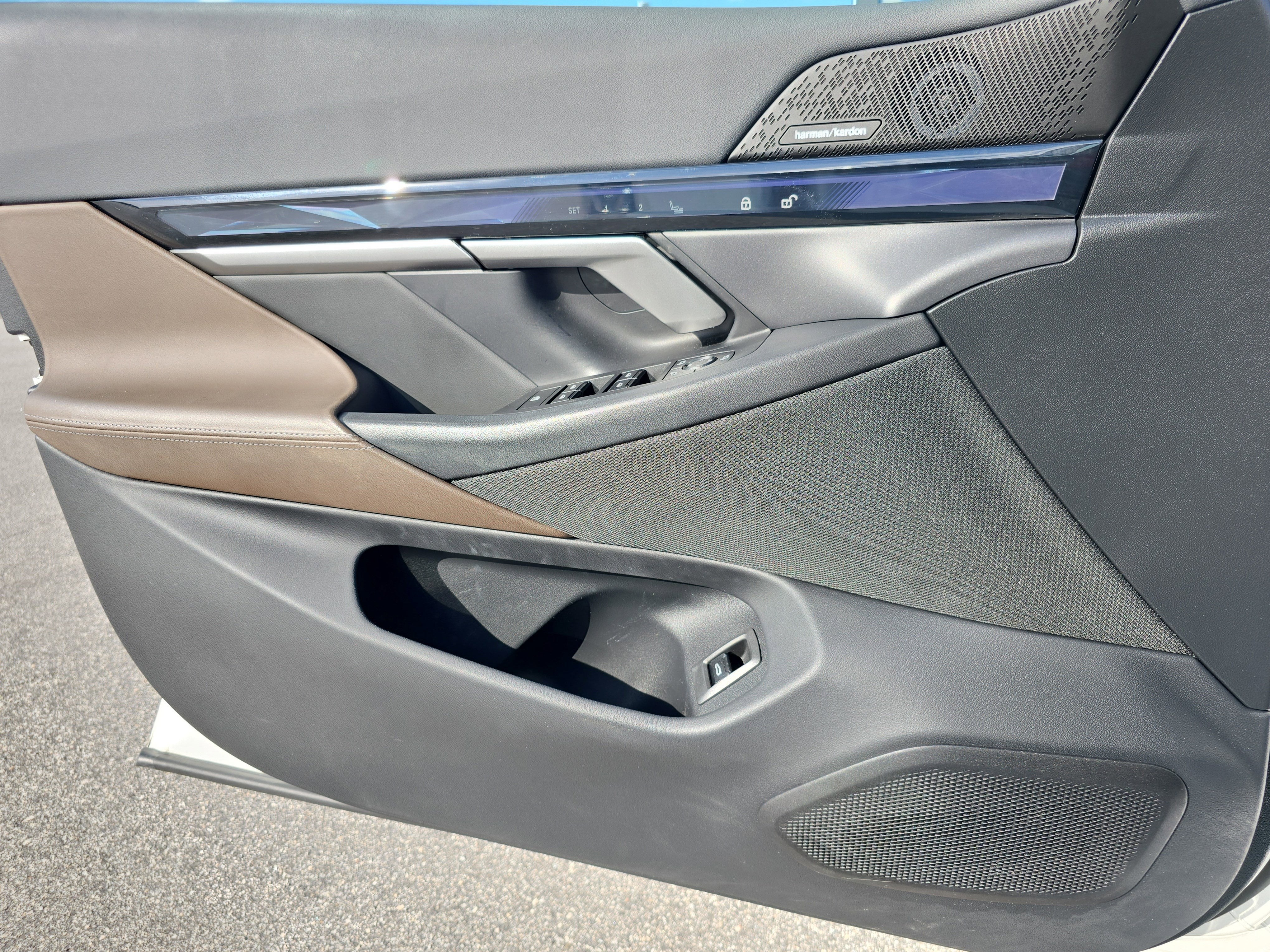 2024 BMW i5 eDrive40