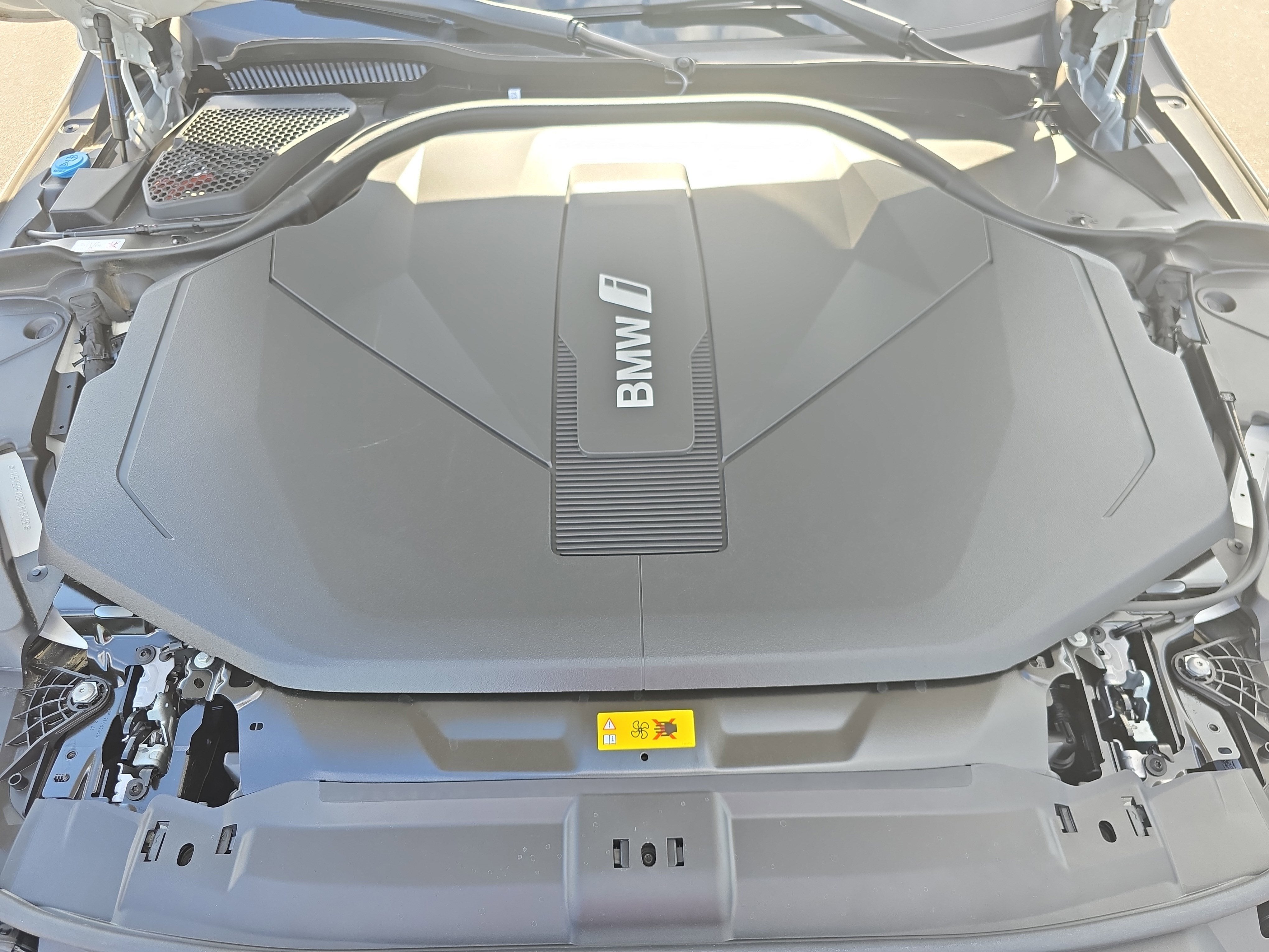 2024 BMW i5 eDrive40