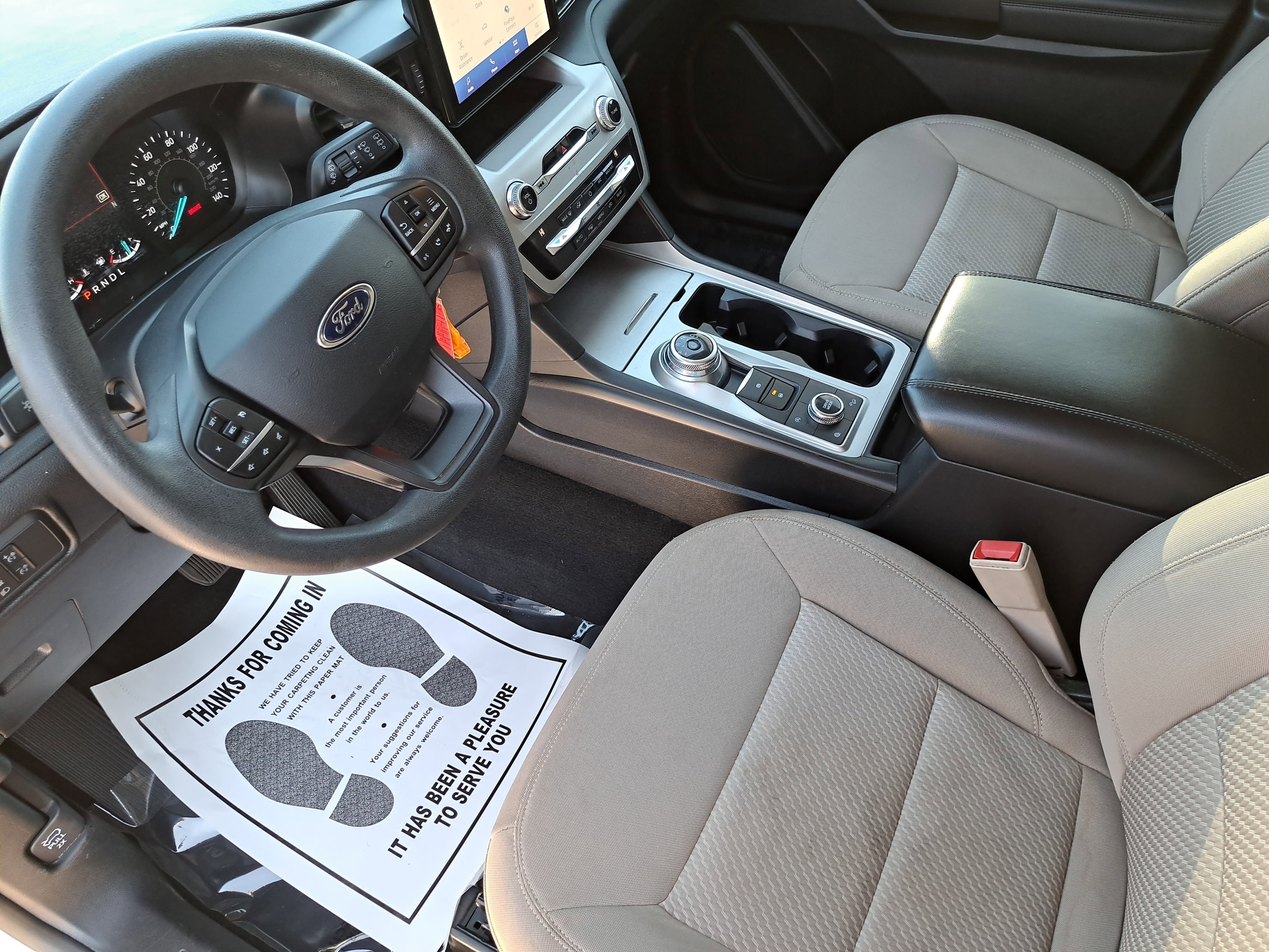 2021 Ford Explorer Base