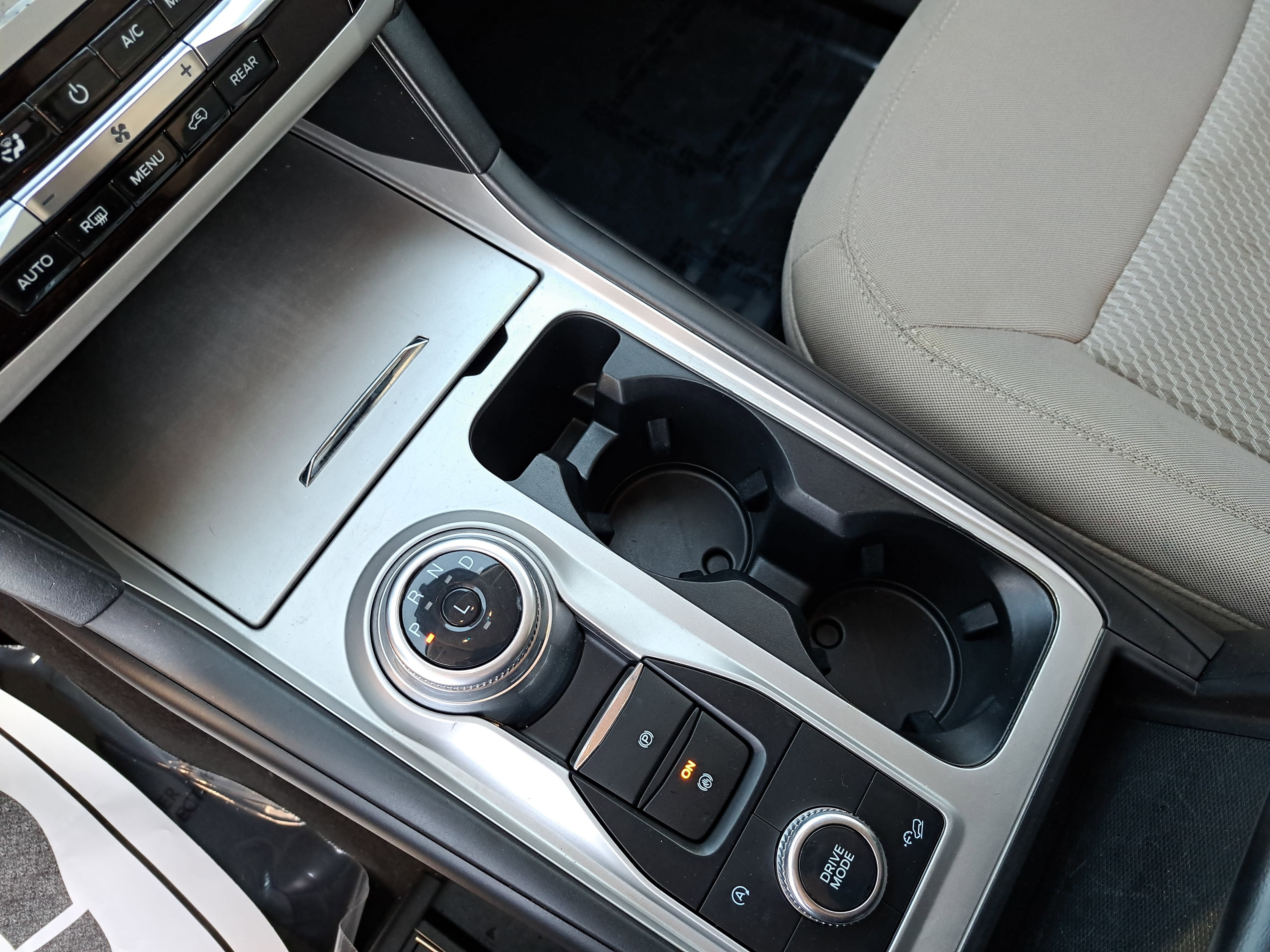 2021 Ford Explorer Base