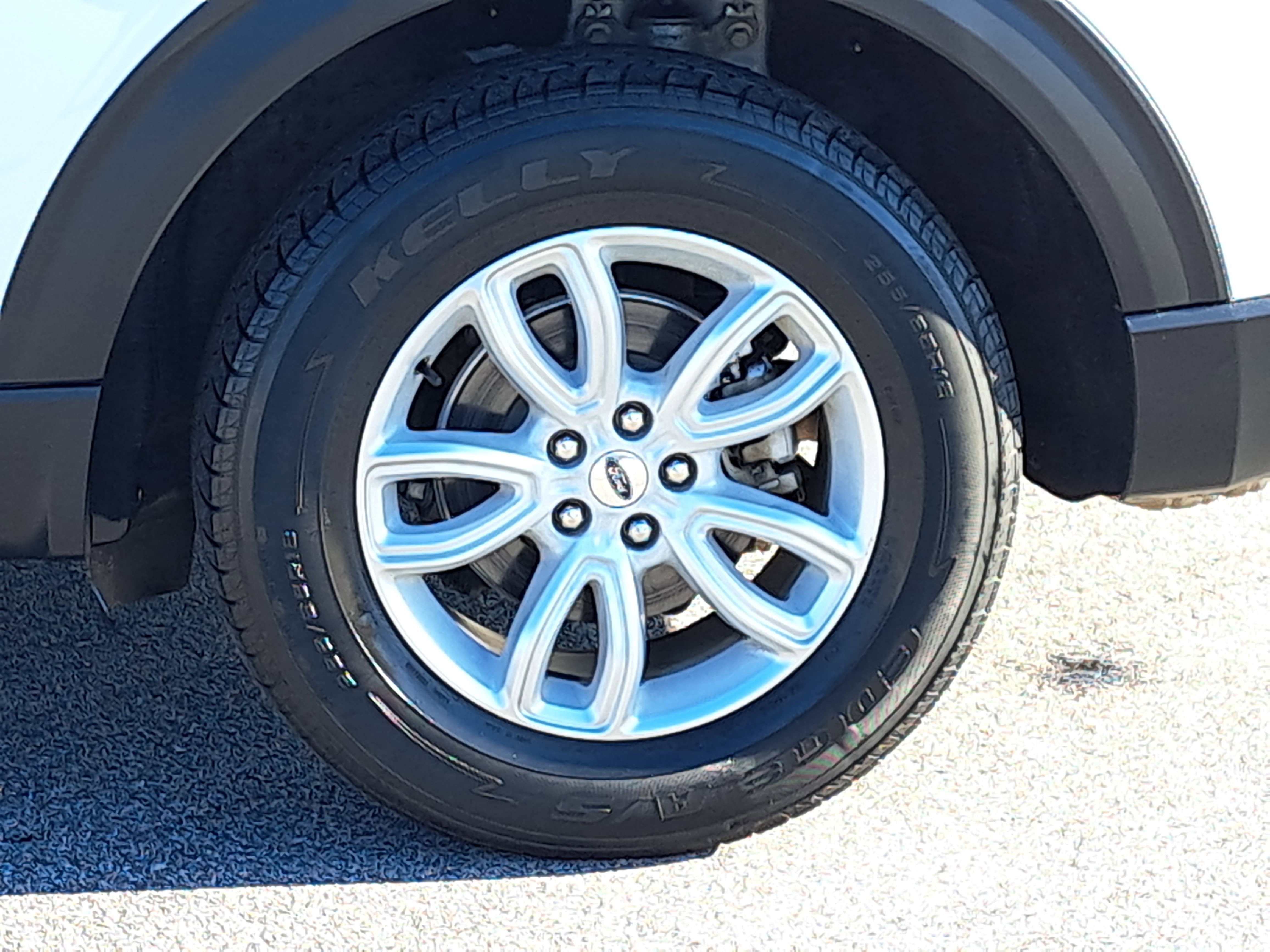 2021 Ford Explorer Base