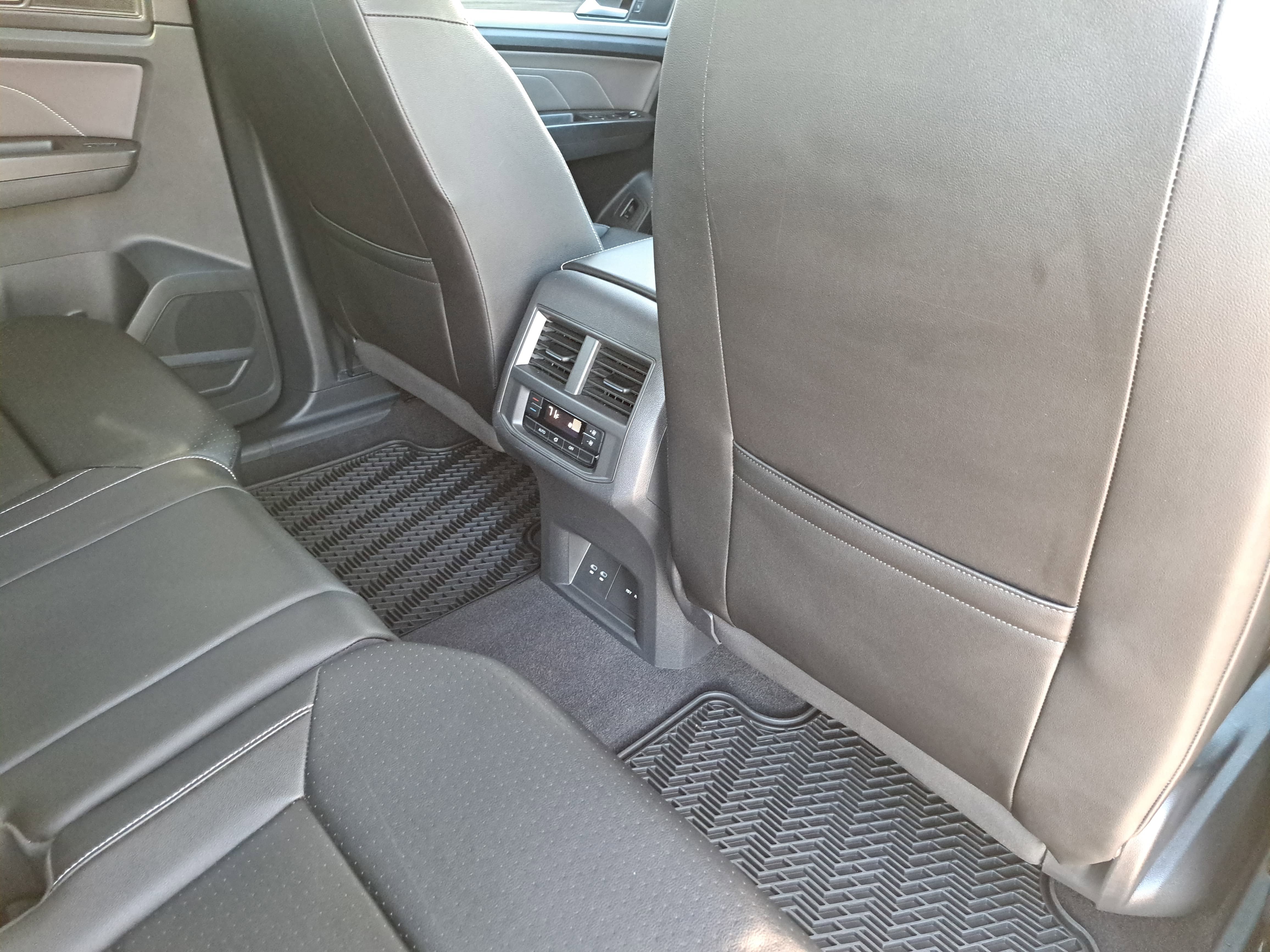 2023 Volkswagen Atlas 2.0T SEL