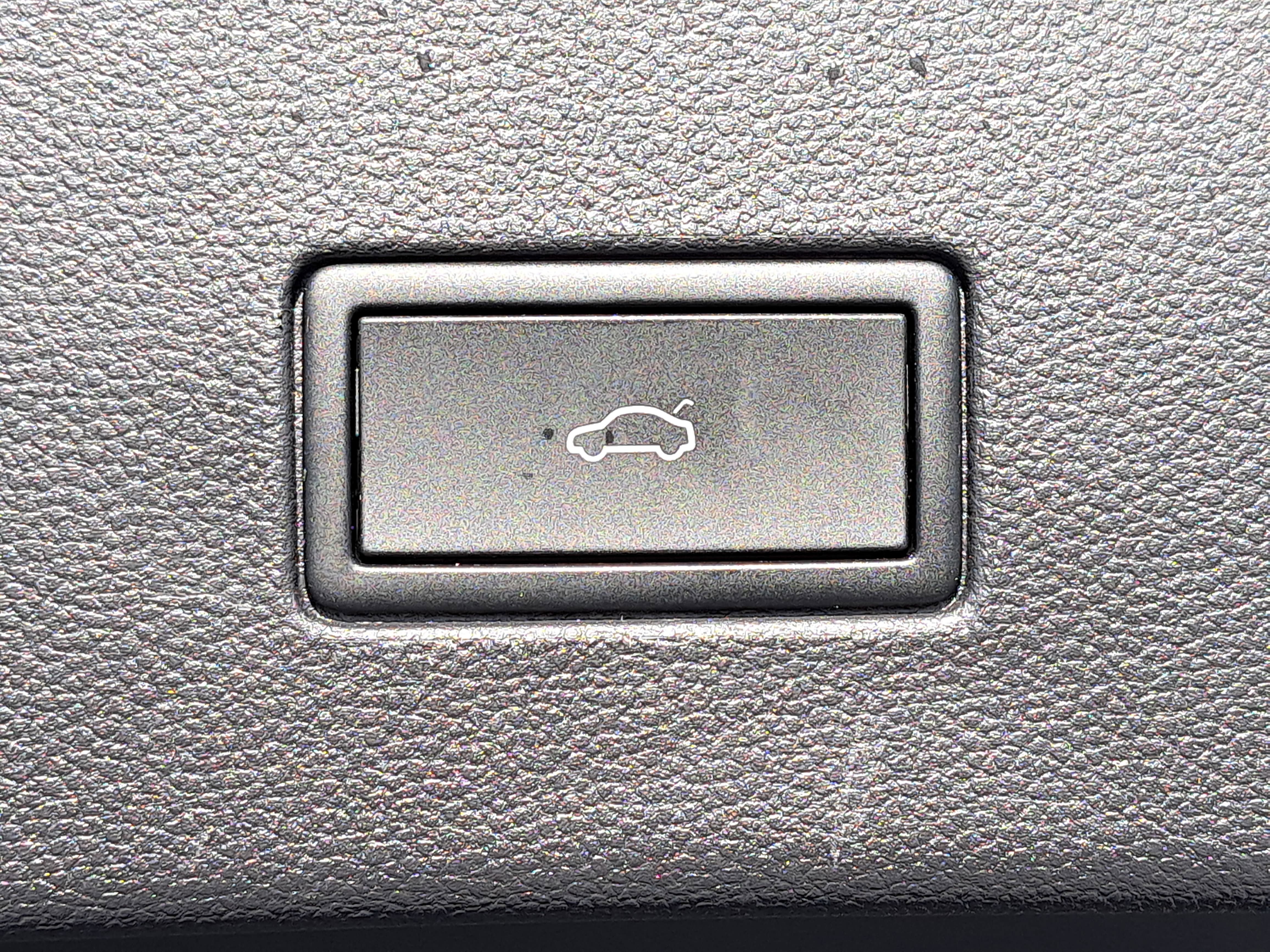 2023 Volkswagen Atlas 2.0T SEL