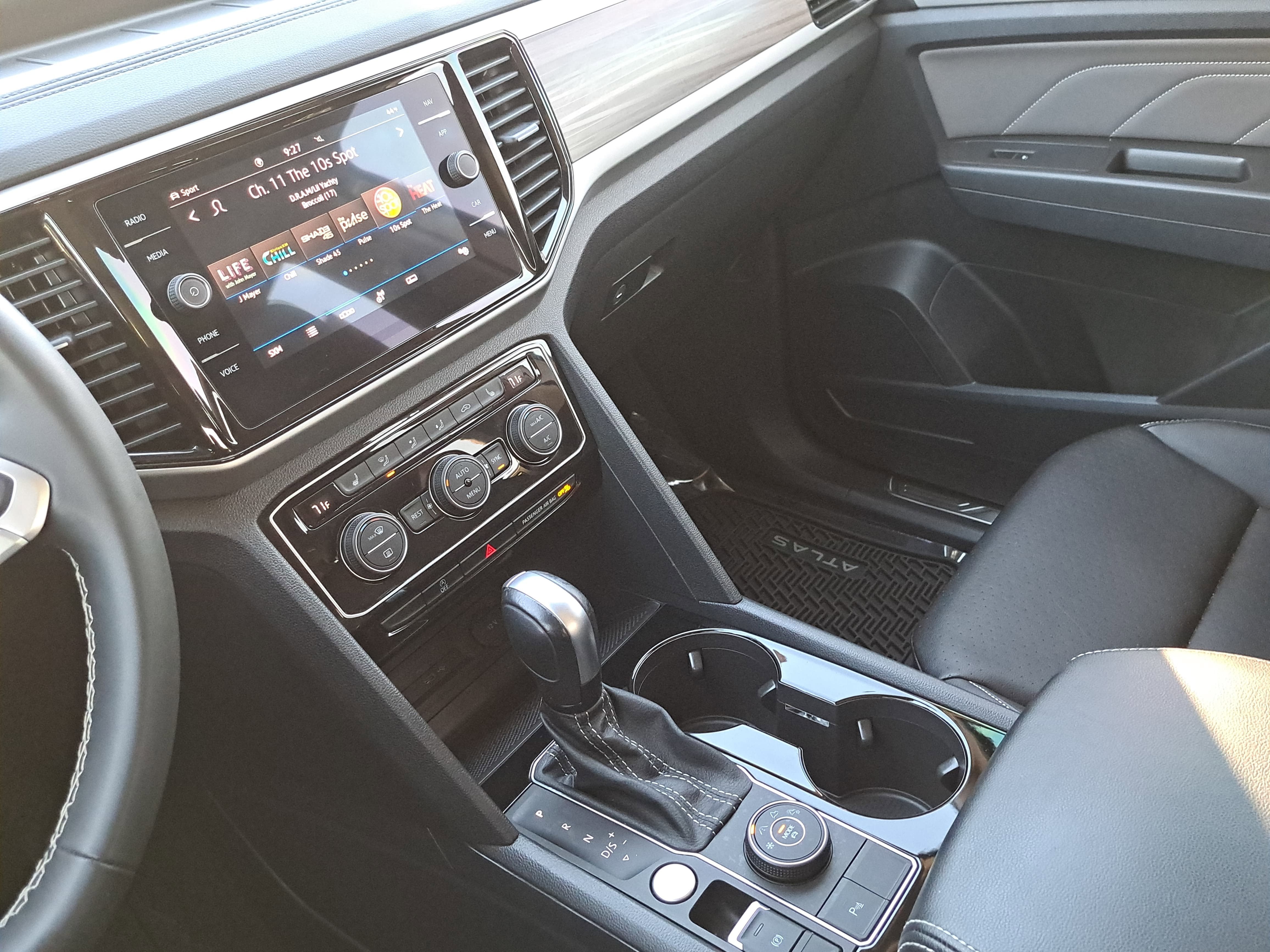 2023 Volkswagen Atlas 2.0T SEL