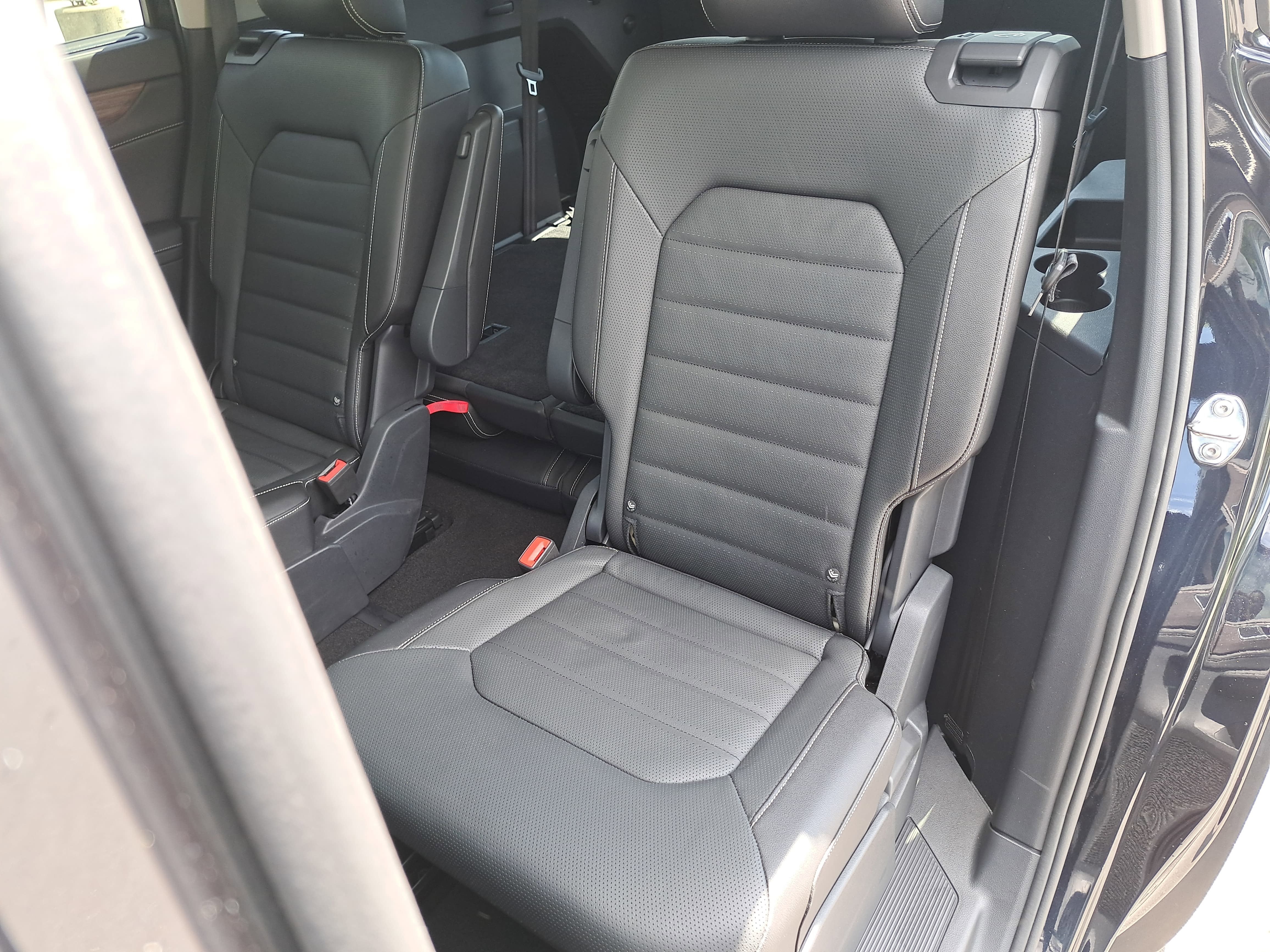 2025 Volkswagen Atlas 2.0T SEL