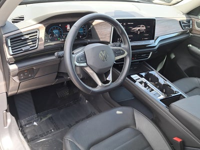 2025 Volkswagen Atlas 2.0T SEL