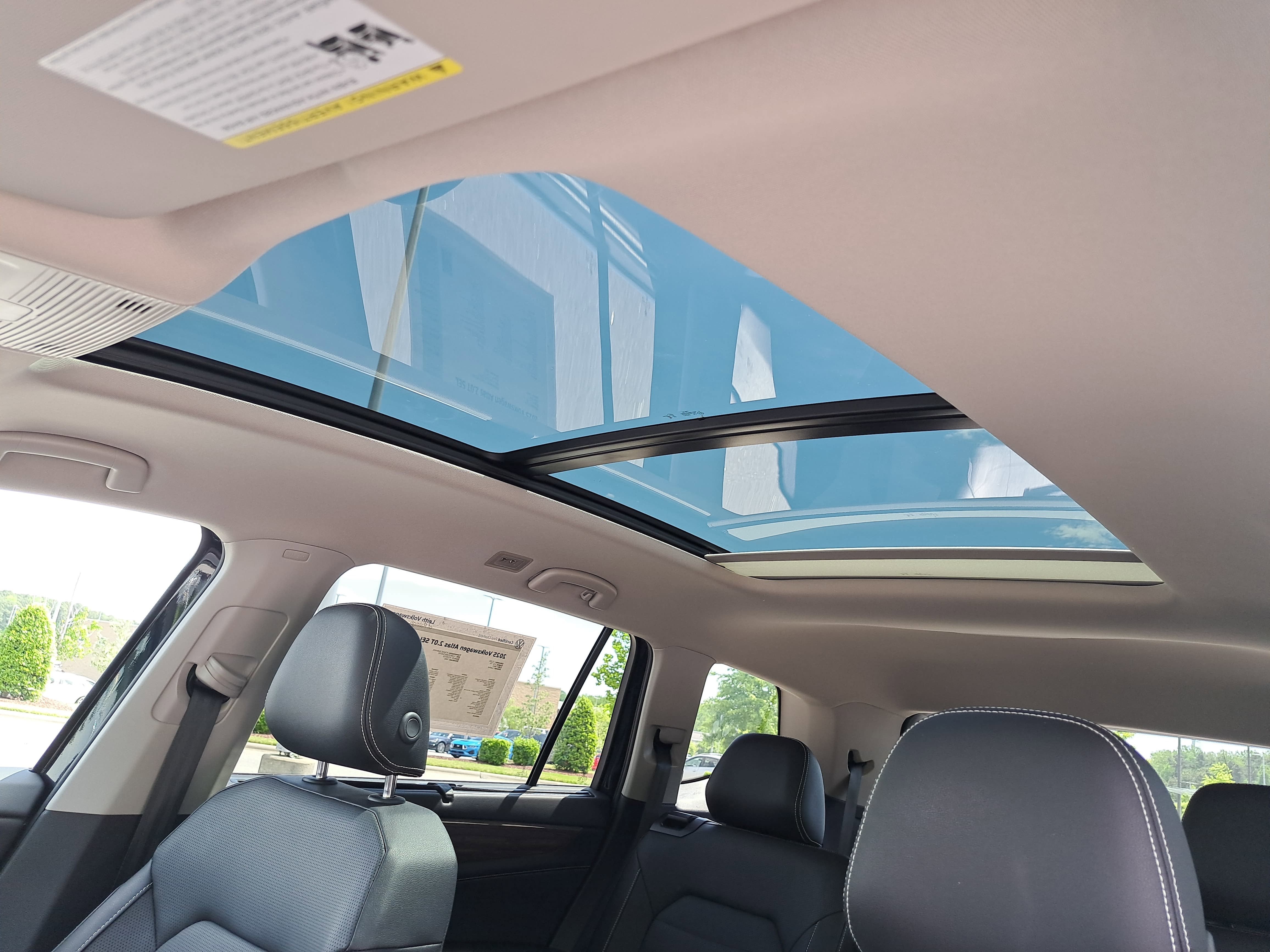 2025 Volkswagen Atlas 2.0T SEL