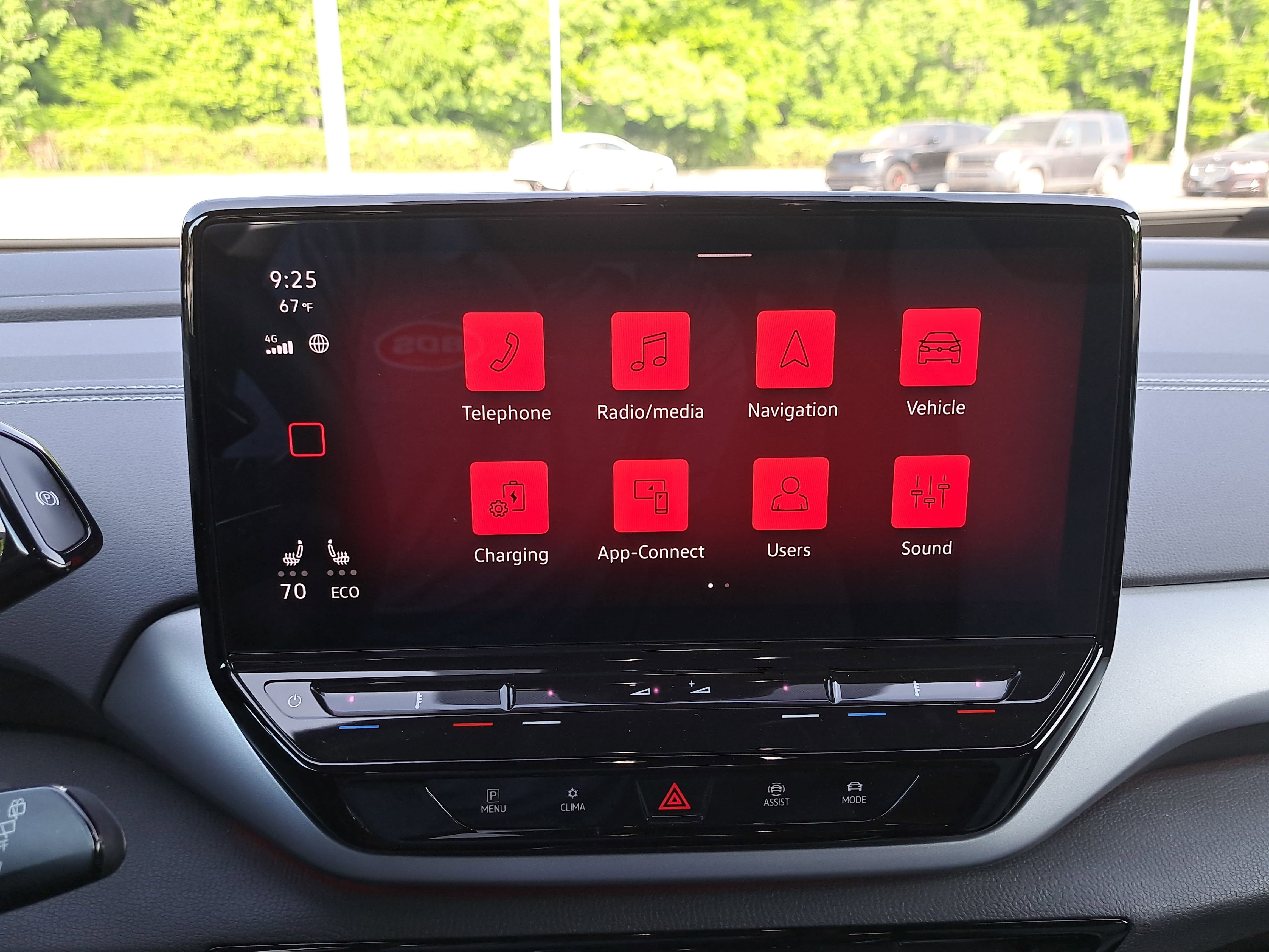 2023 Volkswagen ID.4 Pro