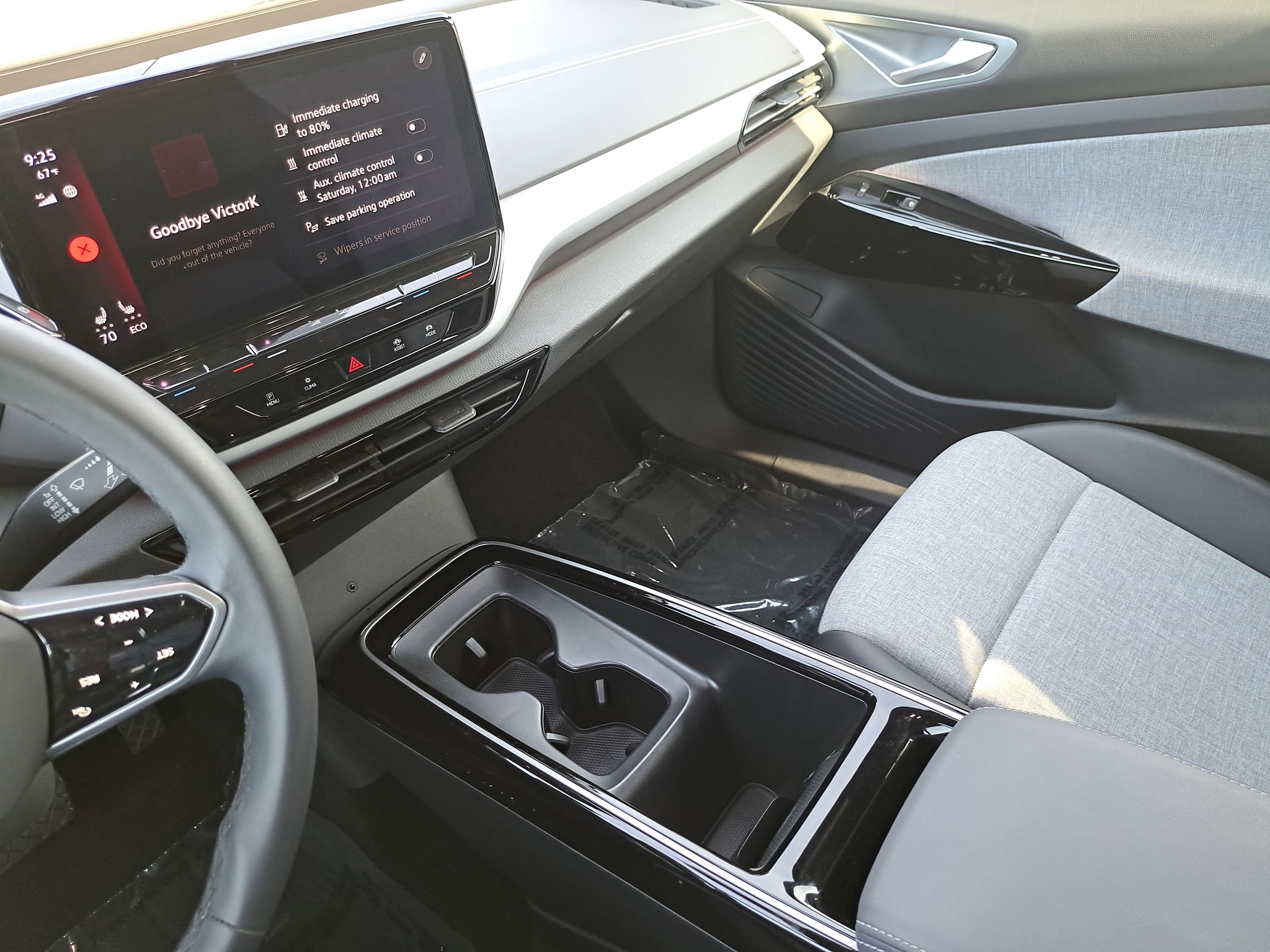 2023 Volkswagen ID.4 Pro