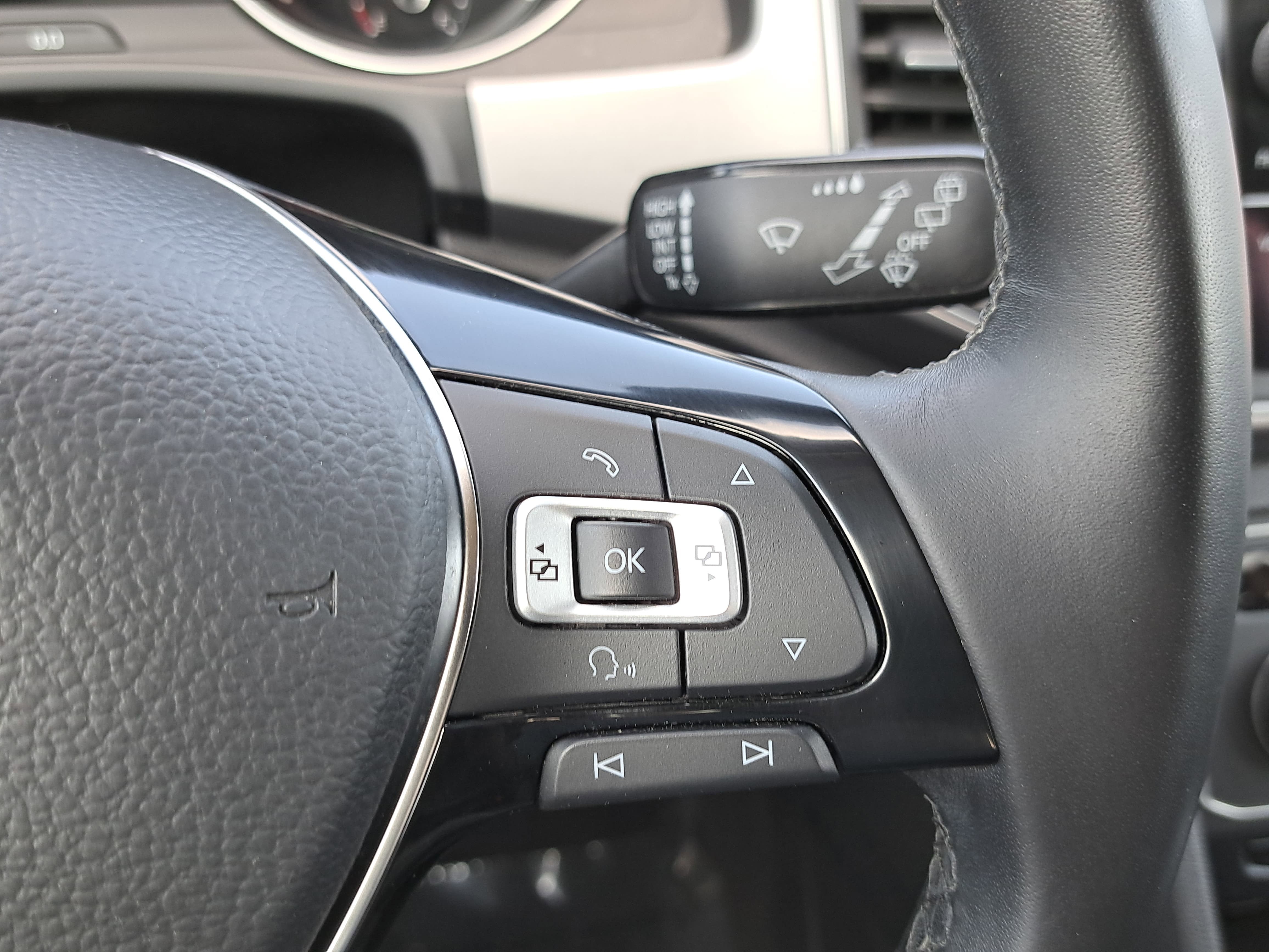 2018 Volkswagen Atlas 2.0T SE