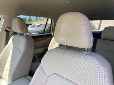 2025 Volkswagen Atlas 2.0T SE