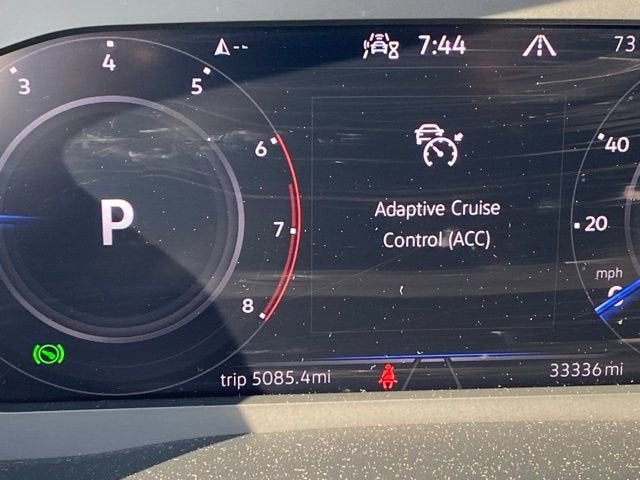 2023 Volkswagen Atlas Cross Sport 3.6L V6 SEL Premium R-Line